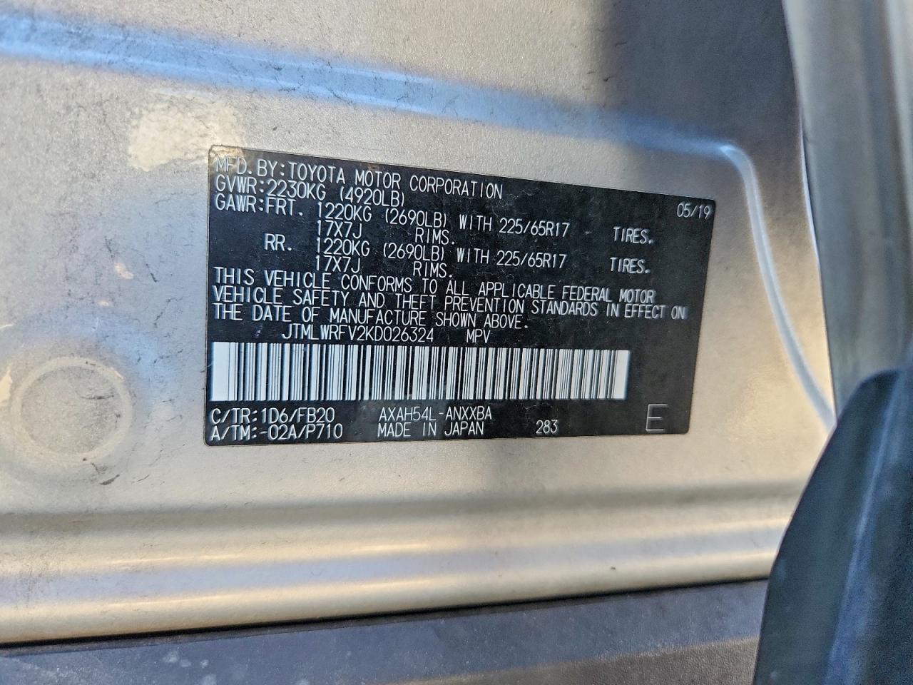 2019 Toyota Rav4 Le Silver vin: JTMLWRFV2KD026324