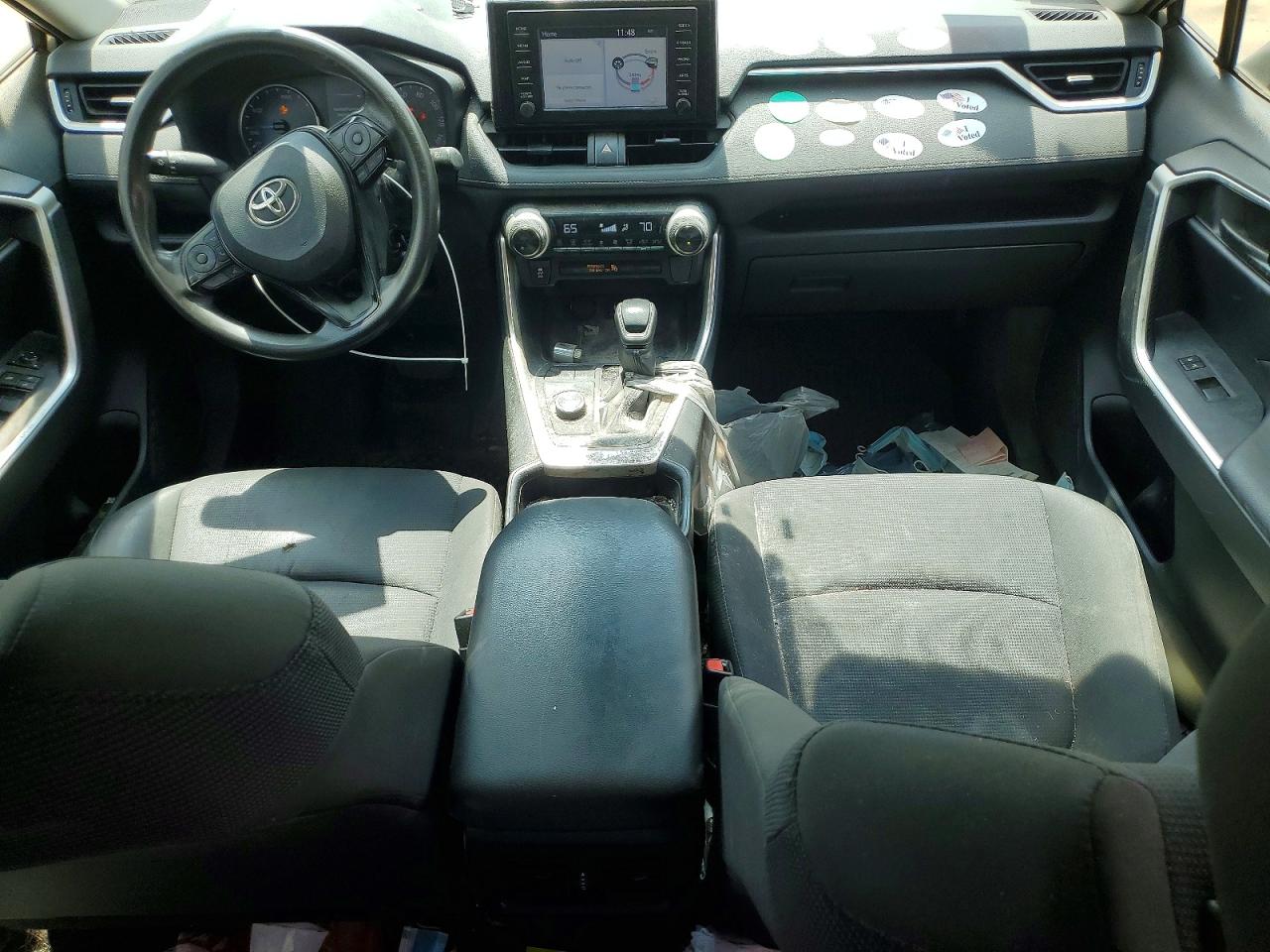 2019 Toyota Rav4 Le Серебряный vin: JTMLWRFV6KD015732