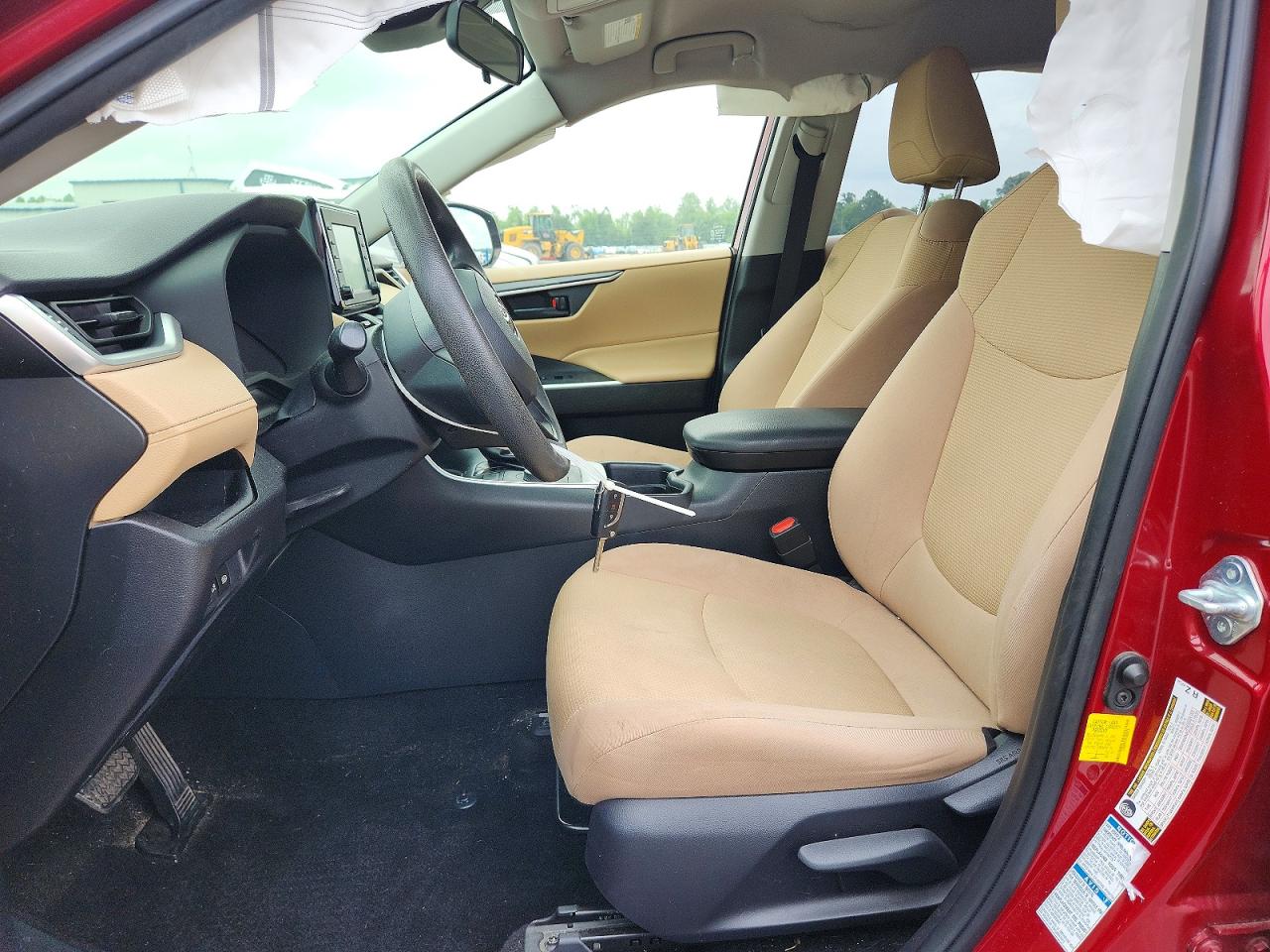 2019 Toyota Rav4 Le Red vin: JTMLWRFVXKD025874