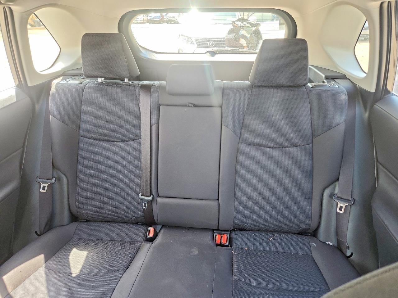 2025 Toyota Rav4 Le Black vin: JTMMWRFV1SD327350