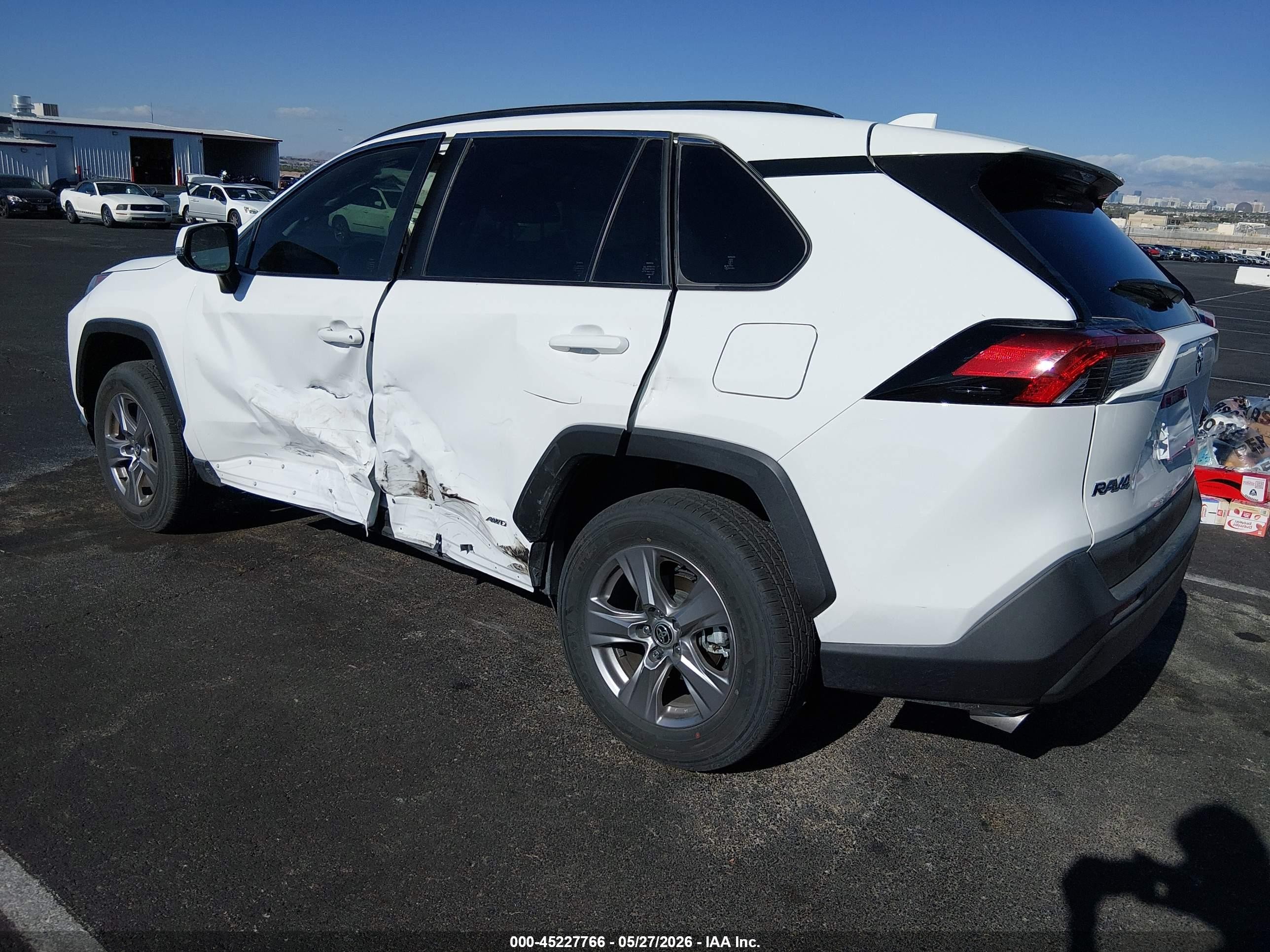 2025 Toyota Rav4 Hybrid Le Белый vin: JTMMWRFV3SD290575