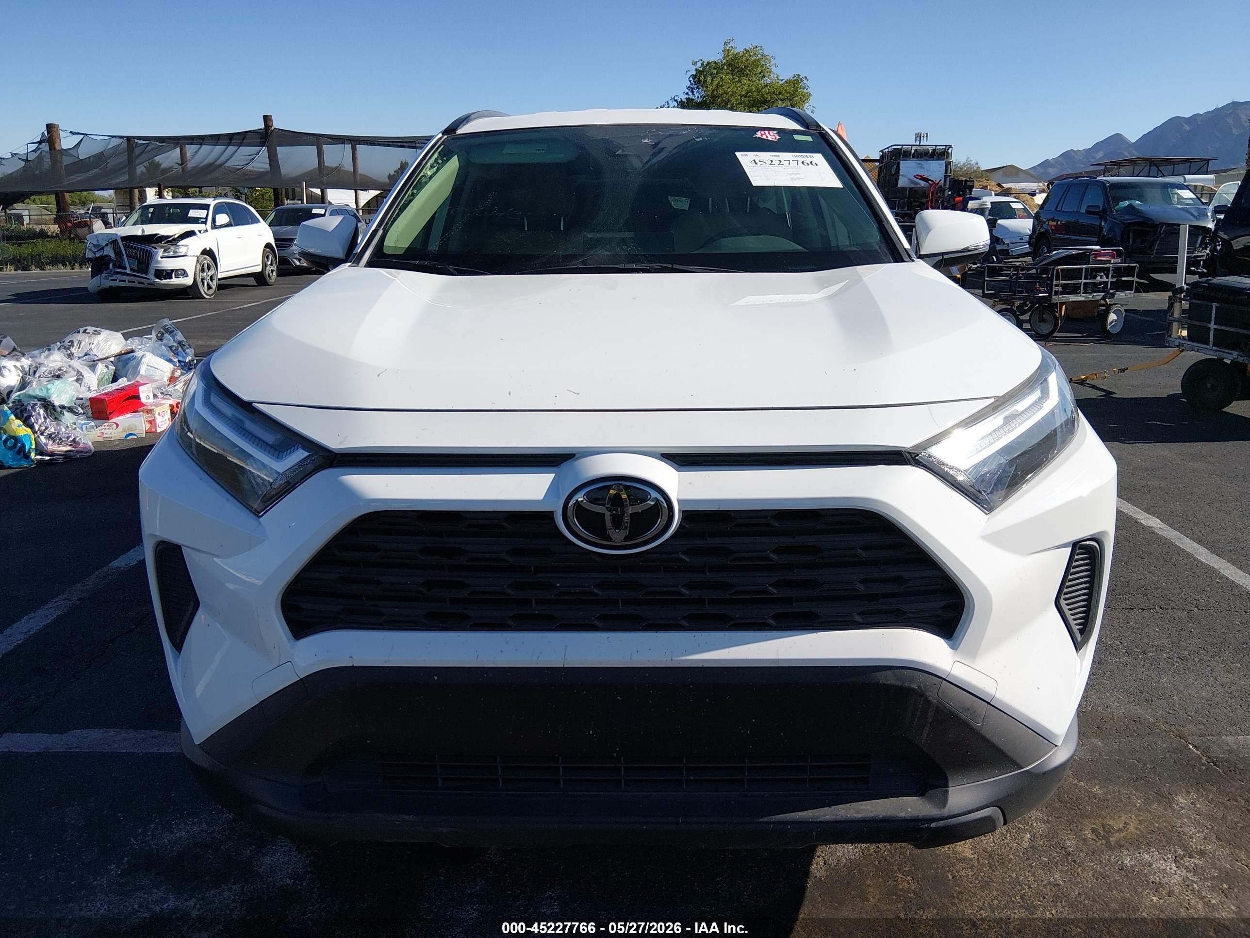2025 Toyota Rav4 Hybrid Le Белый vin: JTMMWRFV3SD290575