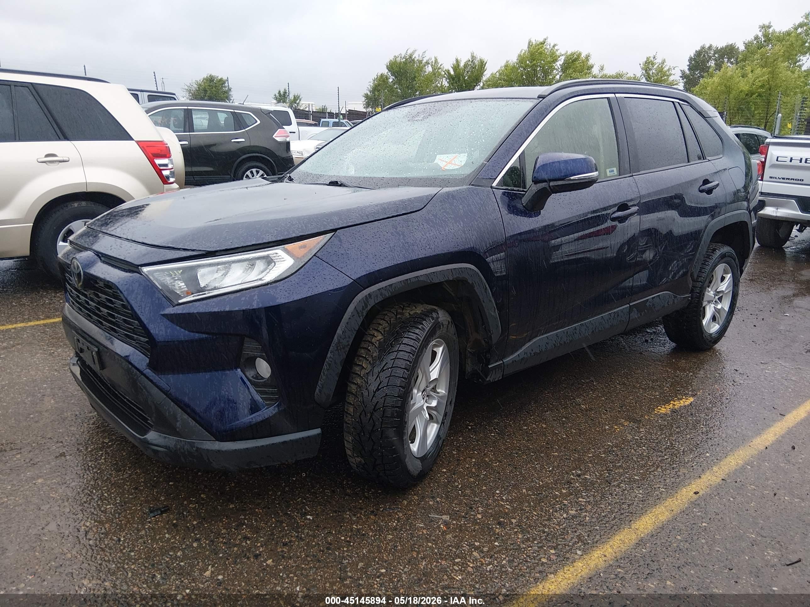 2019 Toyota Rav4 Xle Black vin: JTMP1RFV2KD018580