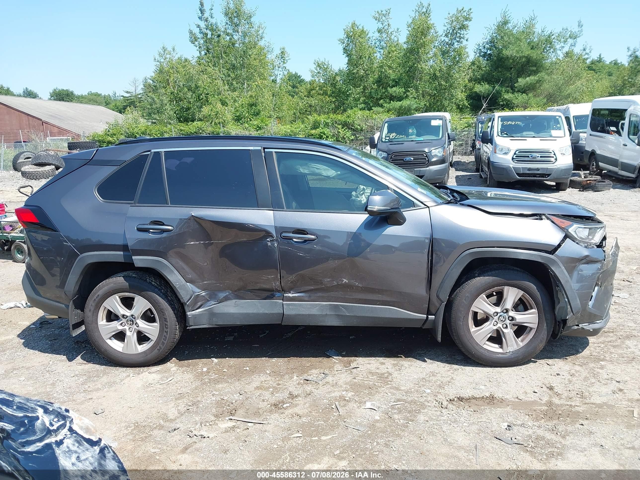 2020 Toyota Rav4 Xle Gray vin: JTMP1RFV3LJ029073