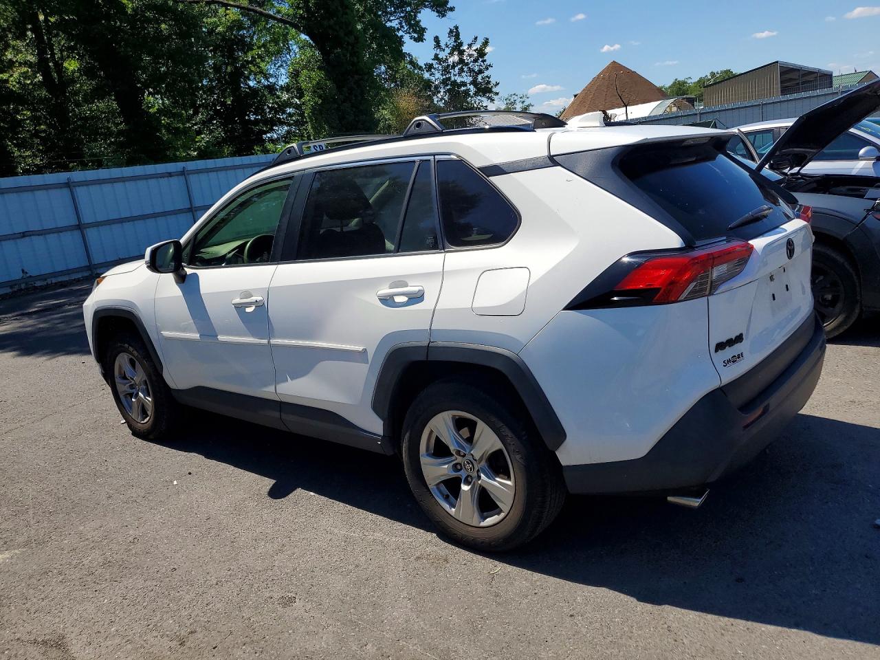 2020 Toyota Rav4 Xle White vin: JTMP1RFV7LD047803