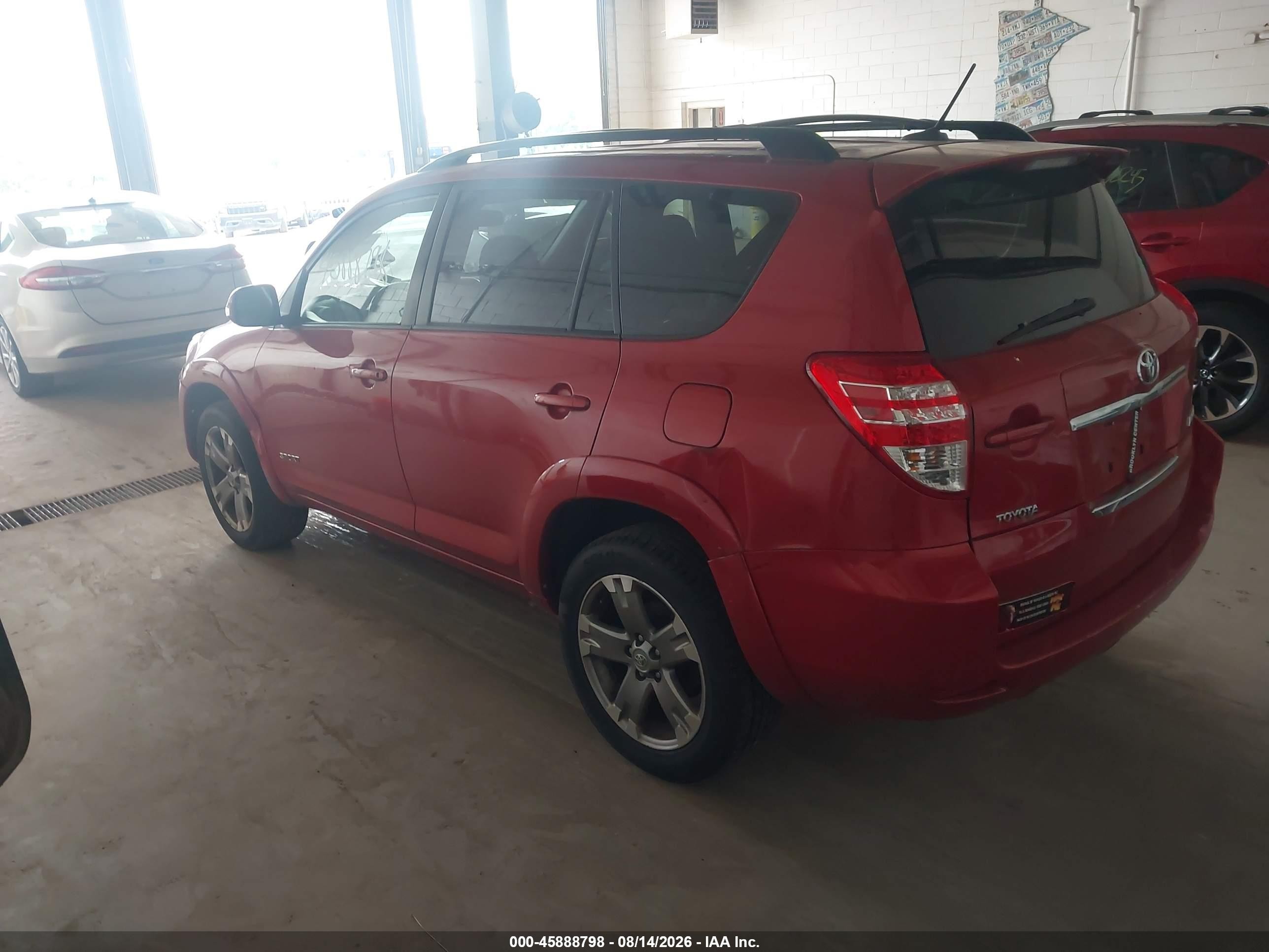 2010 Toyota Rav4 Sport Red vin: JTMRF4DV1A5035735