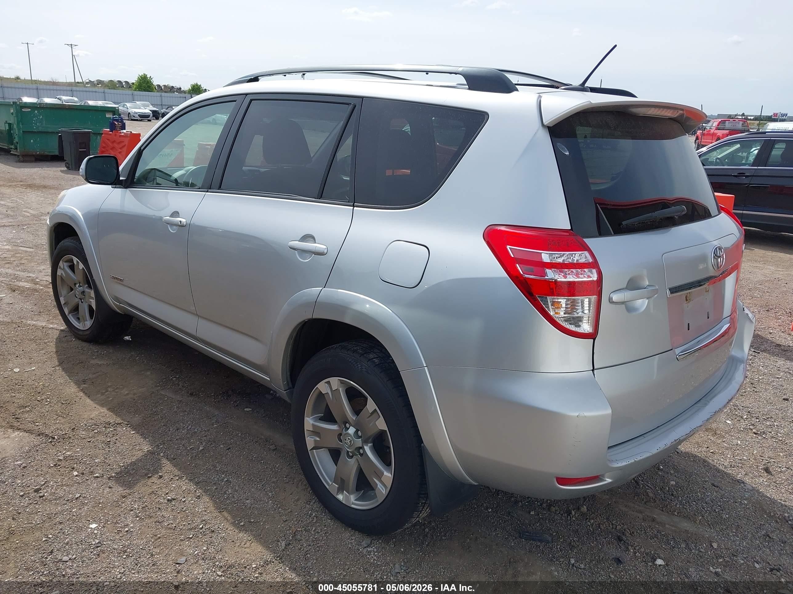 2011 Toyota Rav4 Sport Silver vin: JTMRF4DV1B5039981