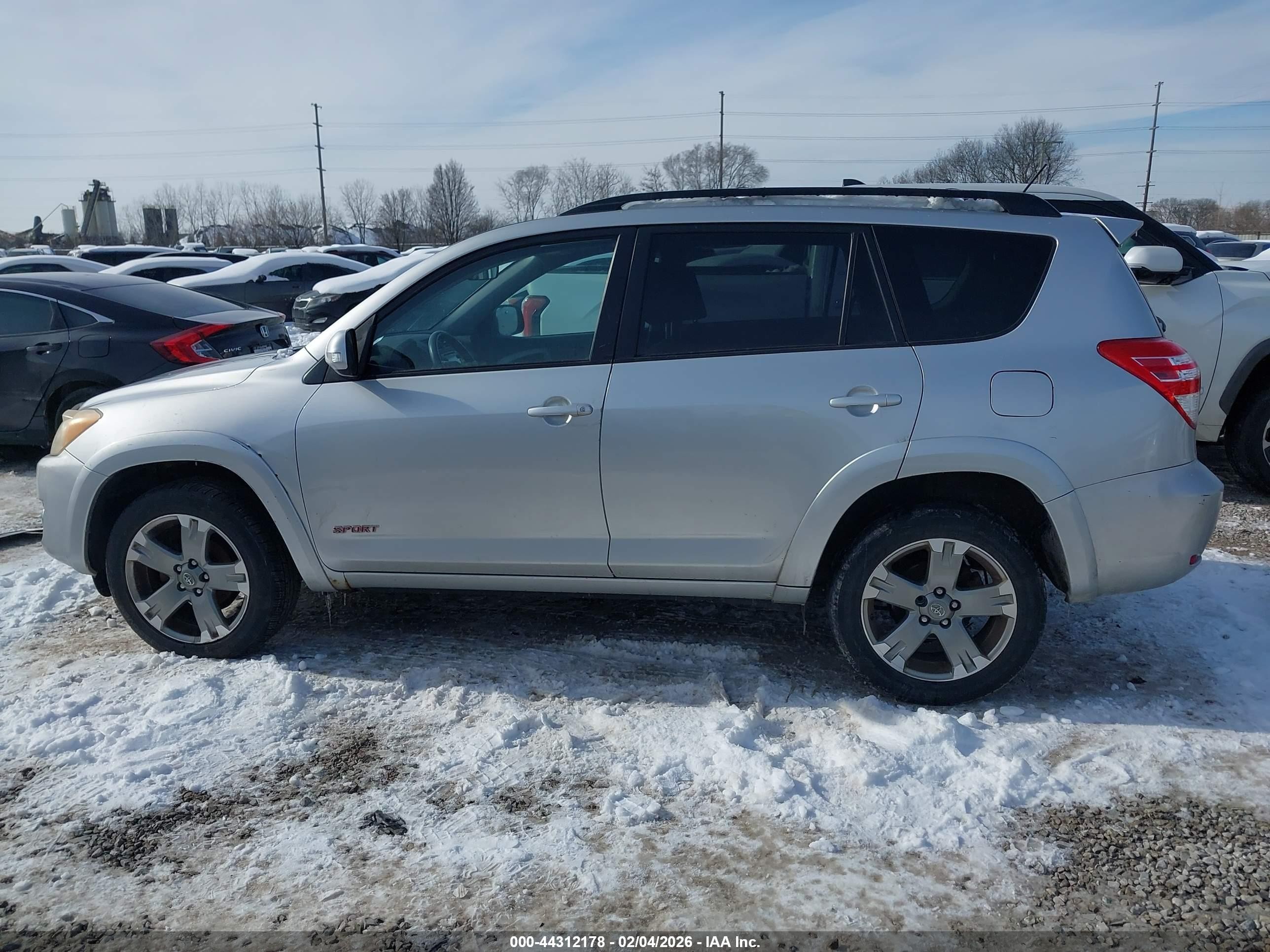2012 Toyota Rav4 Sport Silver vin: JTMRF4DV2C5055799