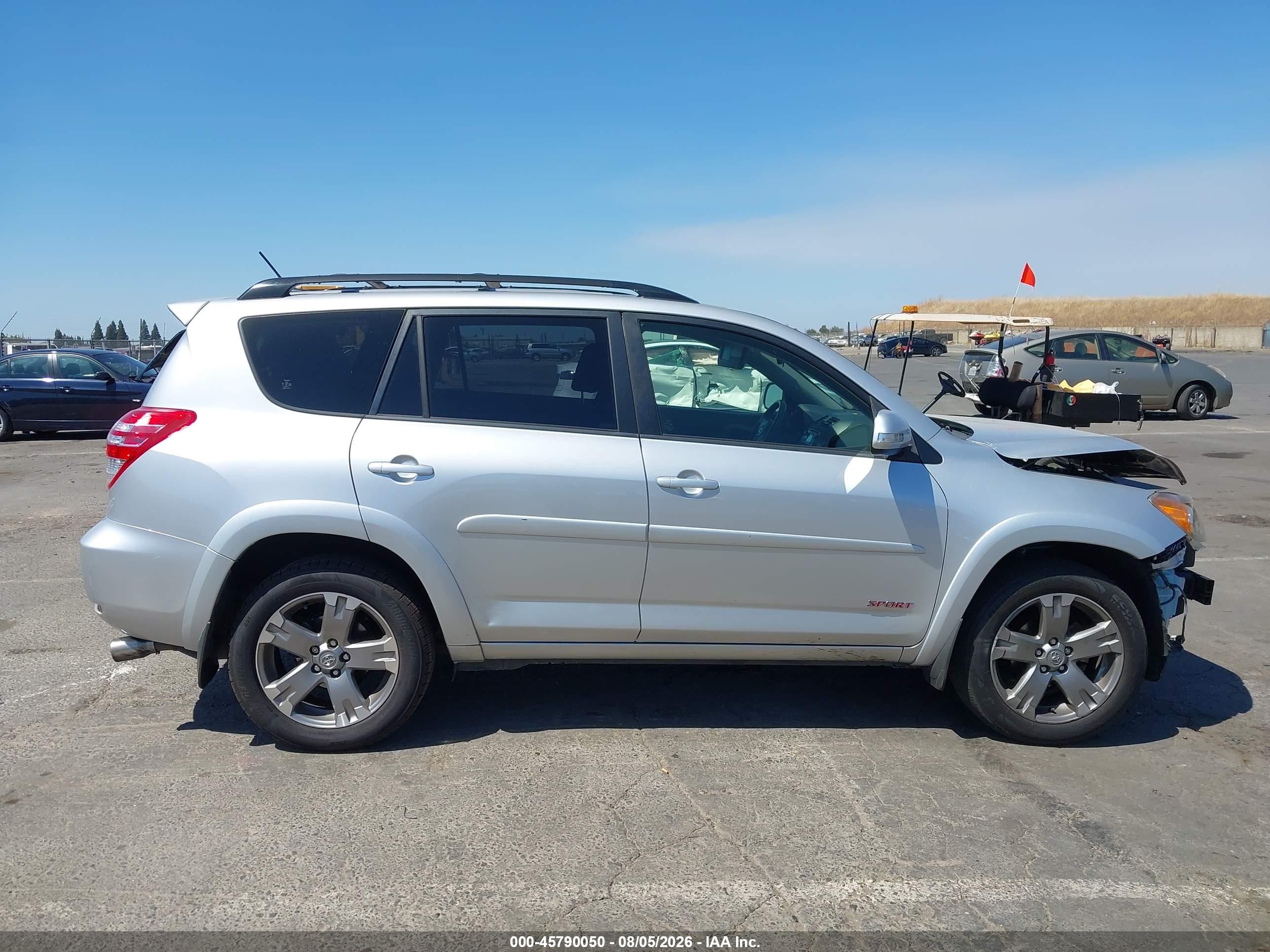 2012 Toyota Rav4 Sport Silver vin: JTMRF4DV3C5058162