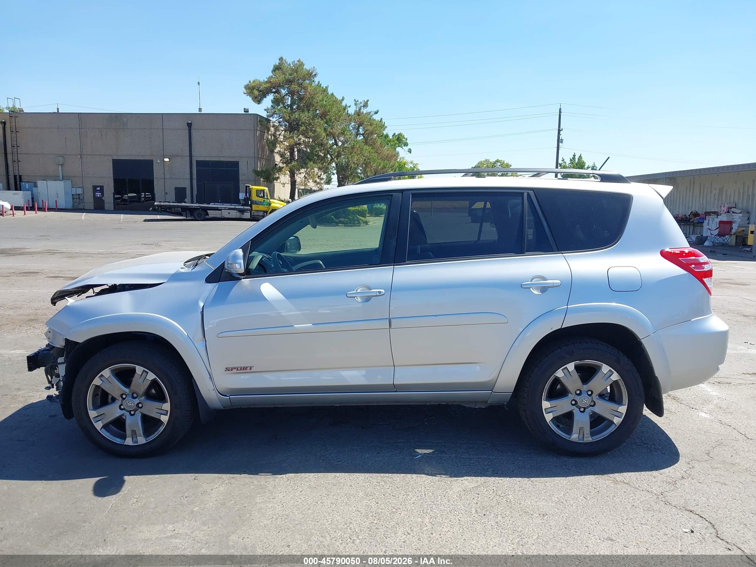 2012 Toyota Rav4 Sport Silver vin: JTMRF4DV3C5058162