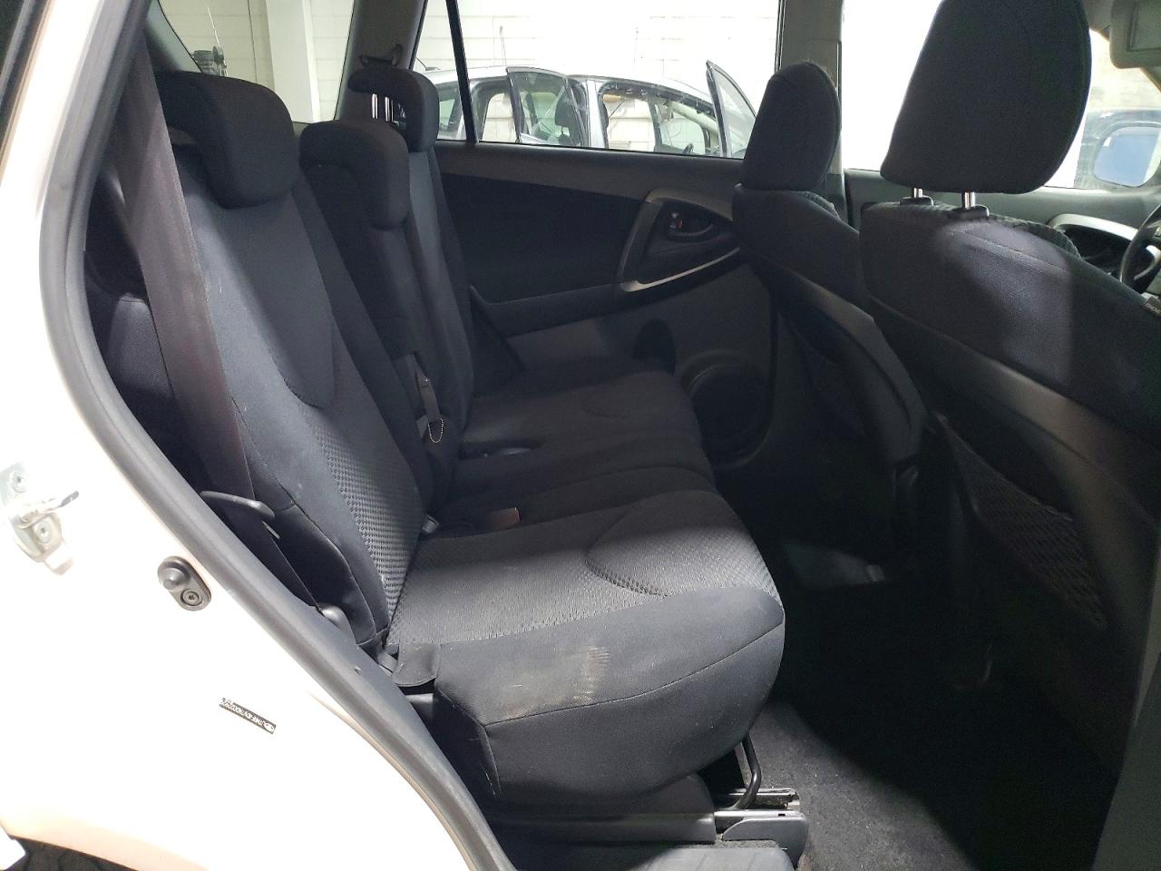 2010 Toyota Rav4 Sport White vin: JTMRF4DV7AD022929
