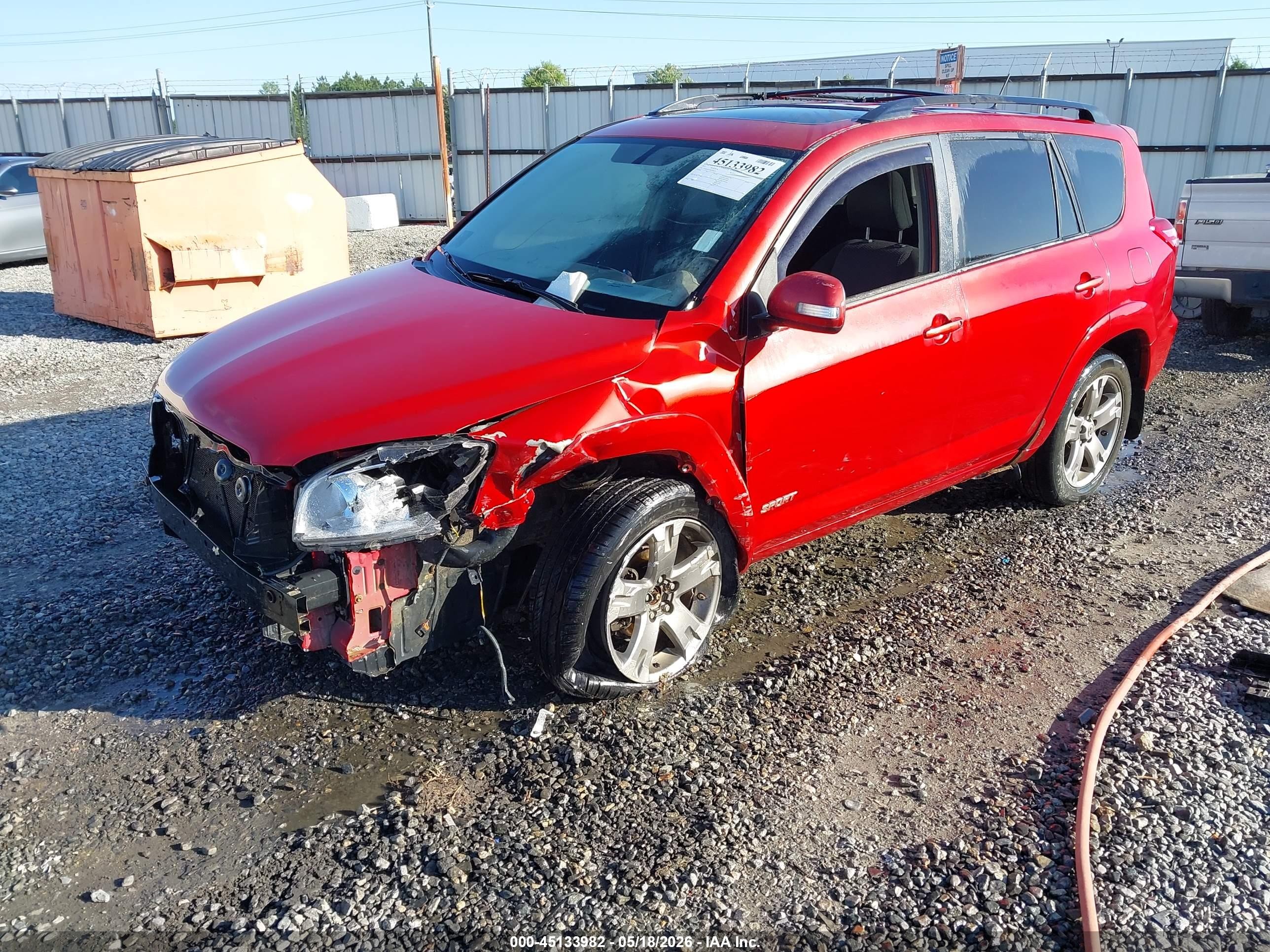 2011 Toyota Rav4 Sport Red vin: JTMRF4DV8B5038701