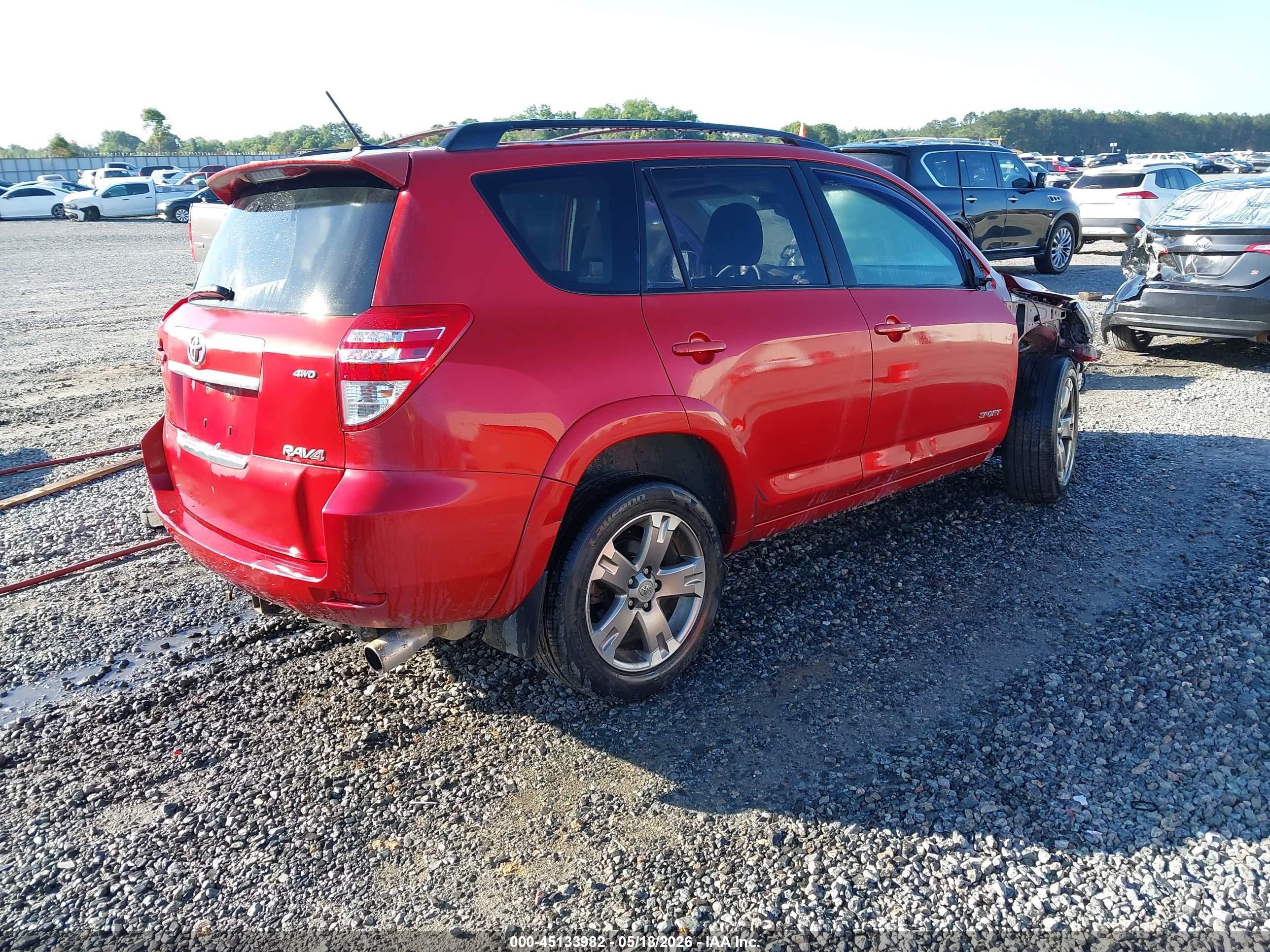 2011 Toyota Rav4 Sport Red vin: JTMRF4DV8B5038701