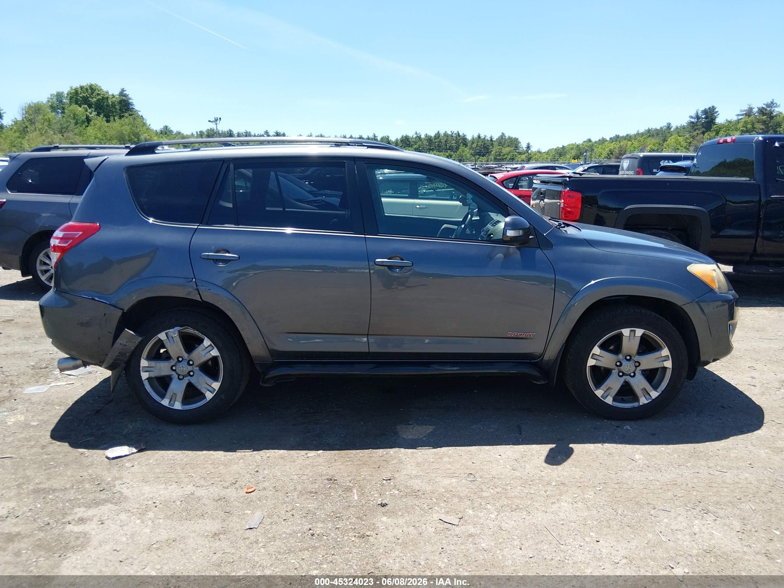 2011 Toyota Rav4 Sport Gray vin: JTMRF4DV8B5043655