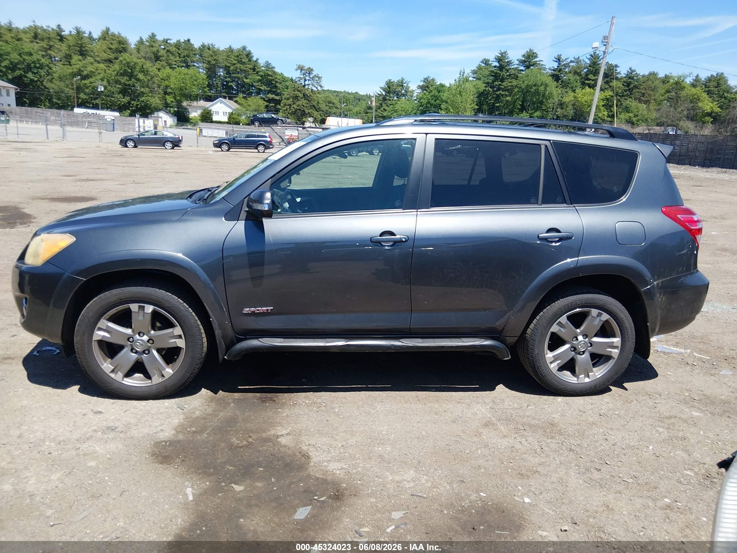 2011 Toyota Rav4 Sport Gray vin: JTMRF4DV8B5043655