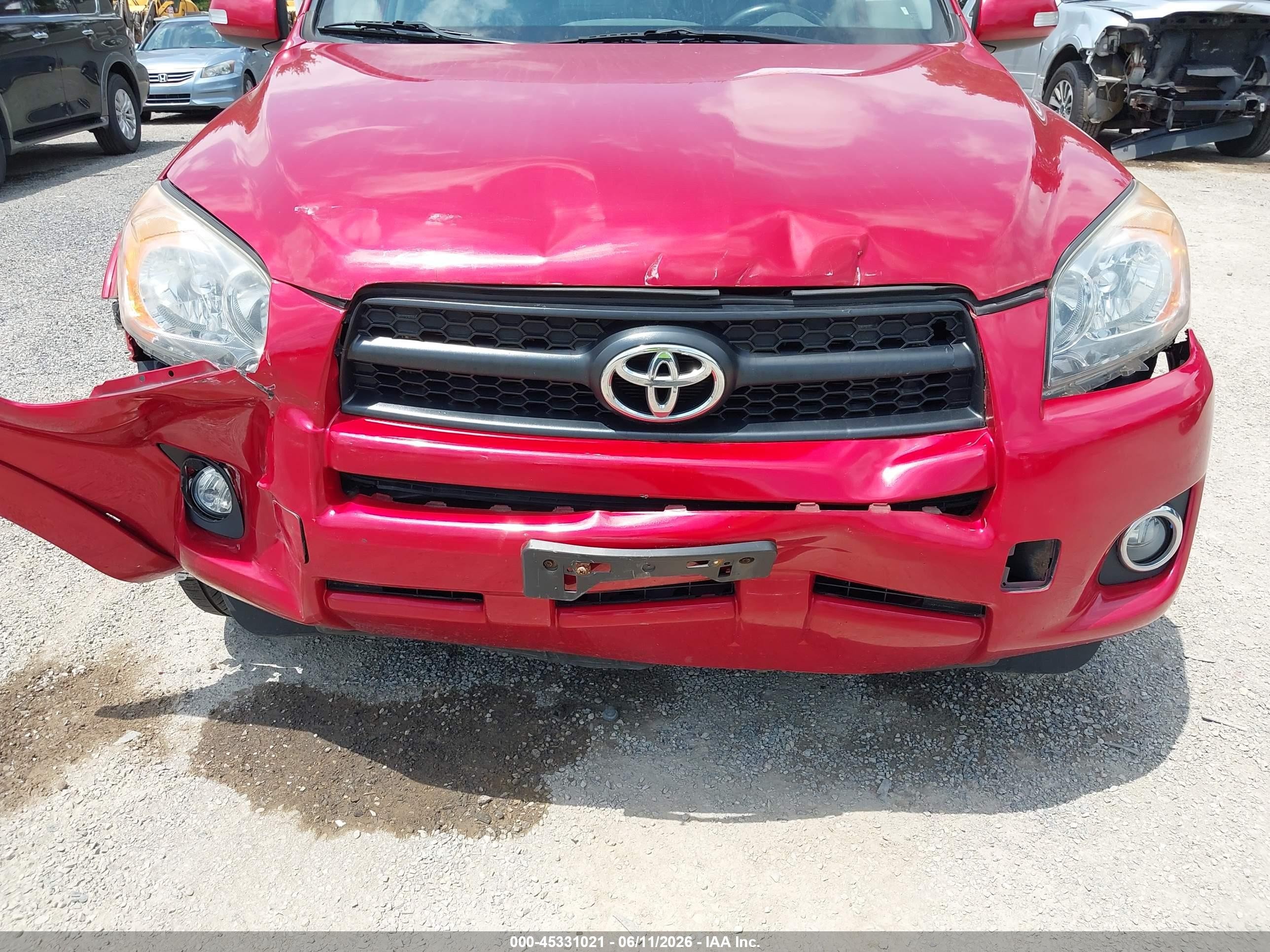 2012 Toyota Rav4 Sport Red vin: JTMRF4DV9C5055461