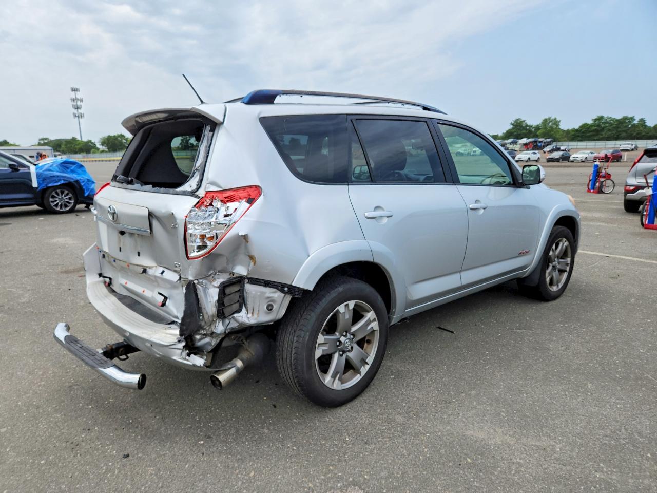 2012 Toyota Rav4 Sport Silver vin: JTMRF4DV9C5057565