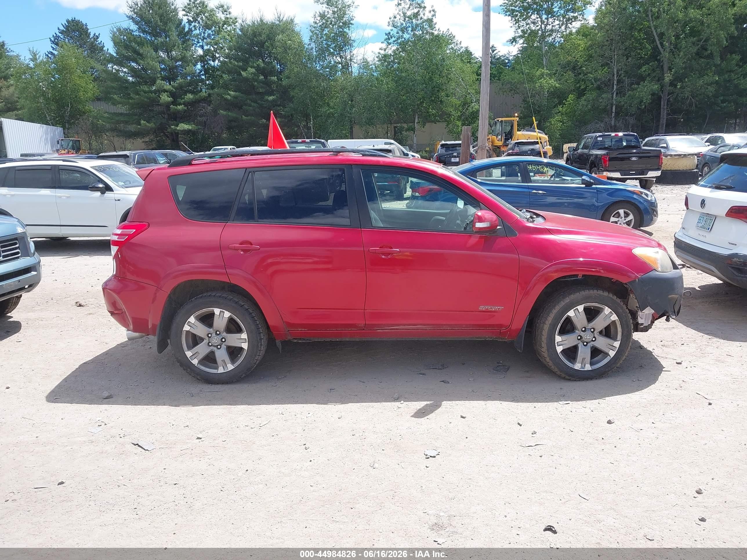 2012 Toyota Rav4 Sport Red vin: JTMRF4DVXC5050334