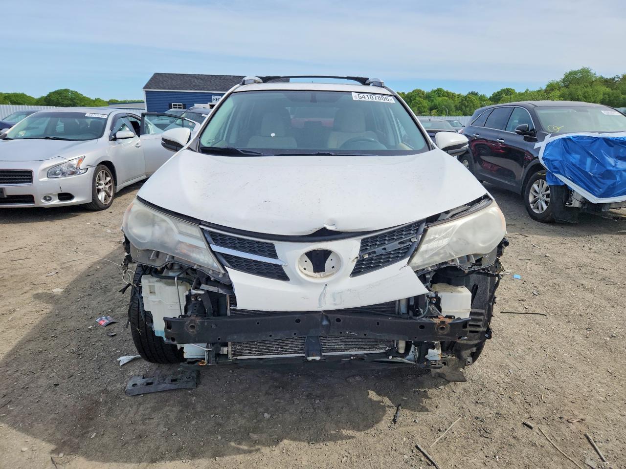2013 Toyota Rav4 Xle White vin: JTMRFREV0D5010731