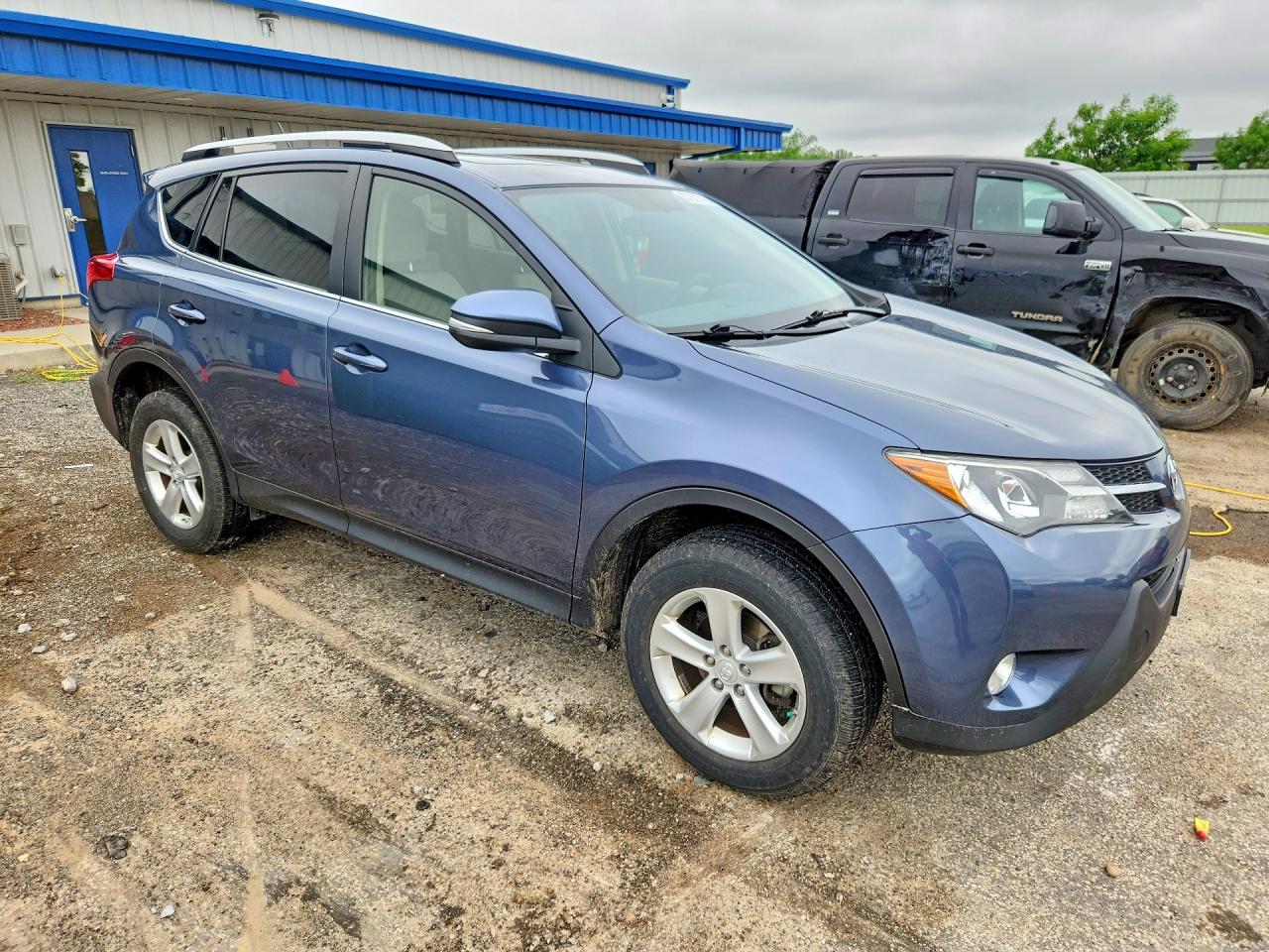 2013 Toyota Rav4 Xle Blue vin: JTMRFREV0DD028295