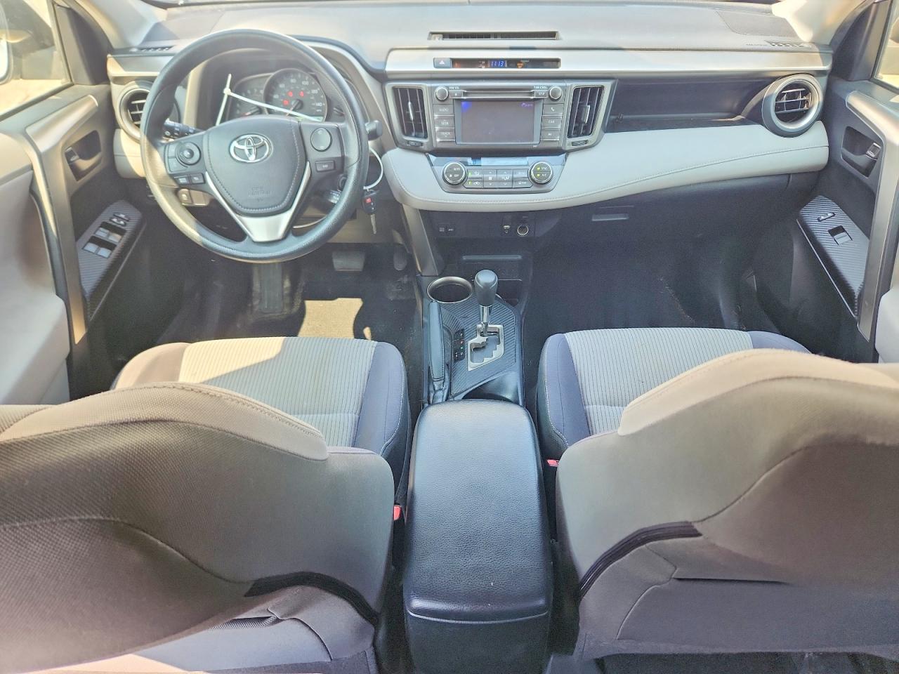 2013 Toyota Rav4 Xle Серебряный vin: JTMRFREV0DD034307