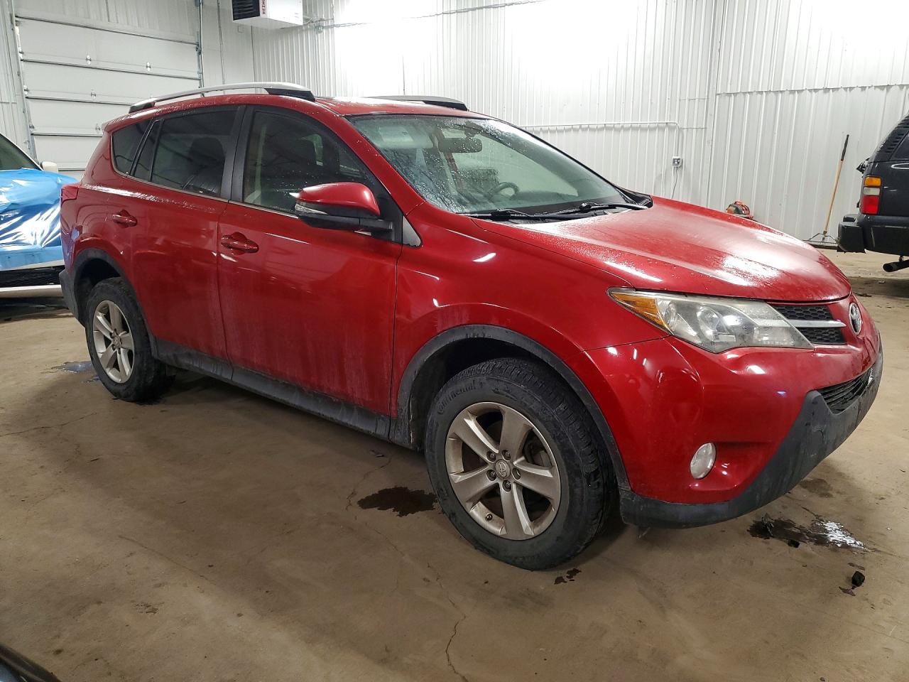2013 Toyota Rav 4 Red vin: JTMRFREV0DD038275