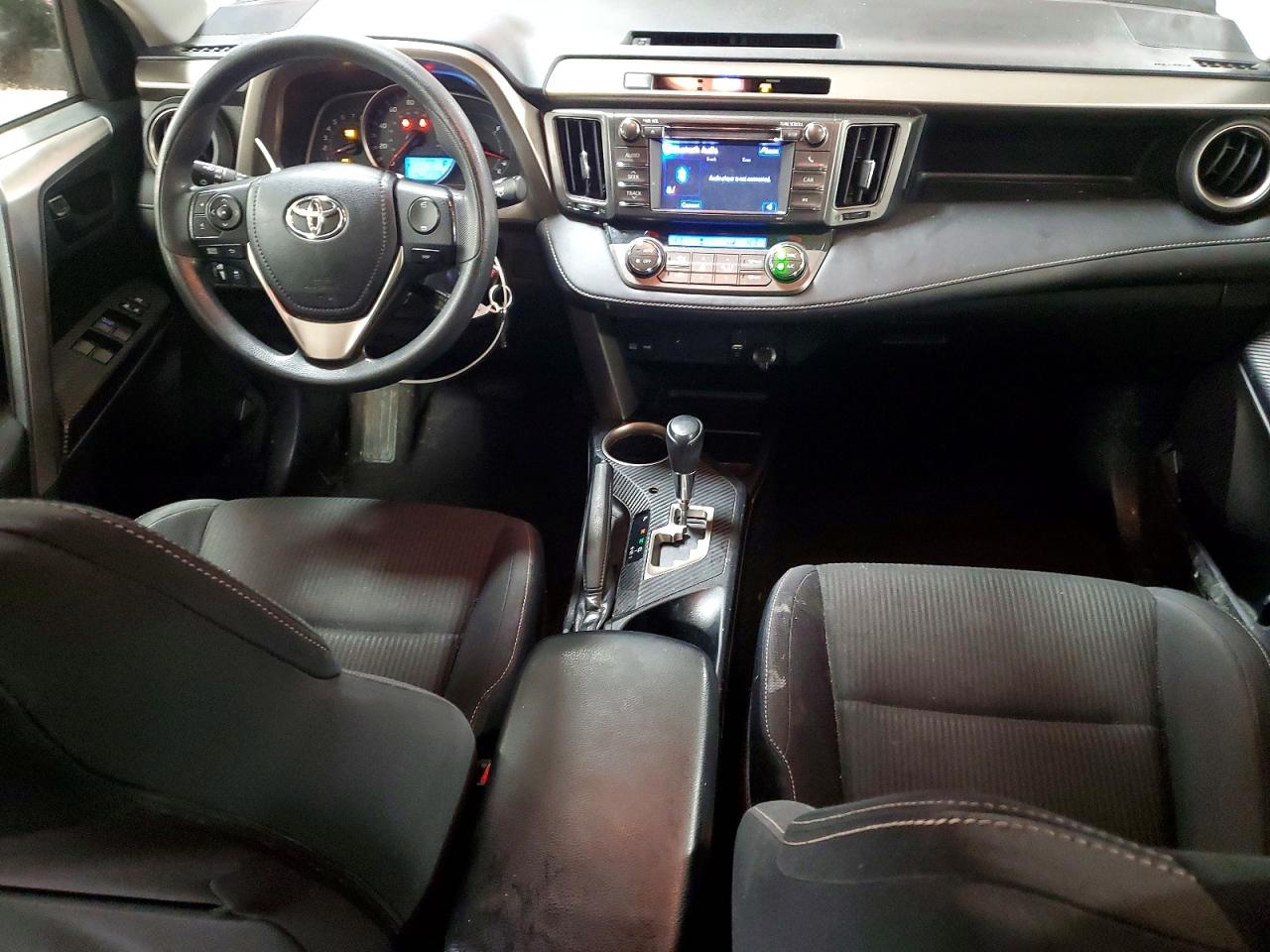 2013 Toyota Rav 4 Red vin: JTMRFREV0DD038275