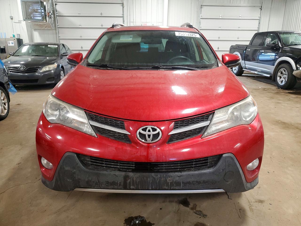 2013 Toyota Rav 4 Red vin: JTMRFREV0DD038275