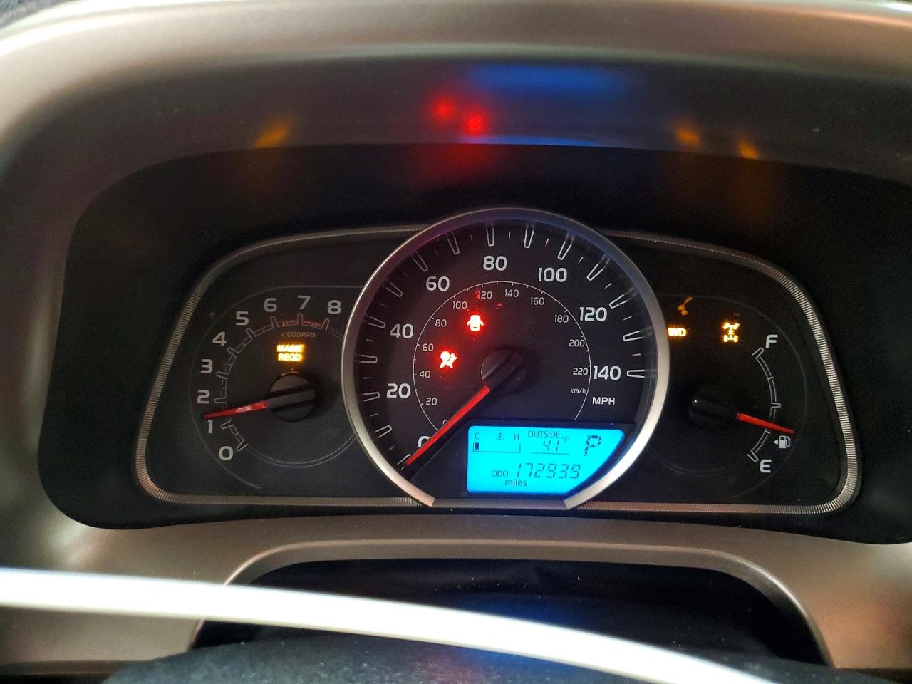 2013 Toyota Rav 4 Red vin: JTMRFREV0DD038275