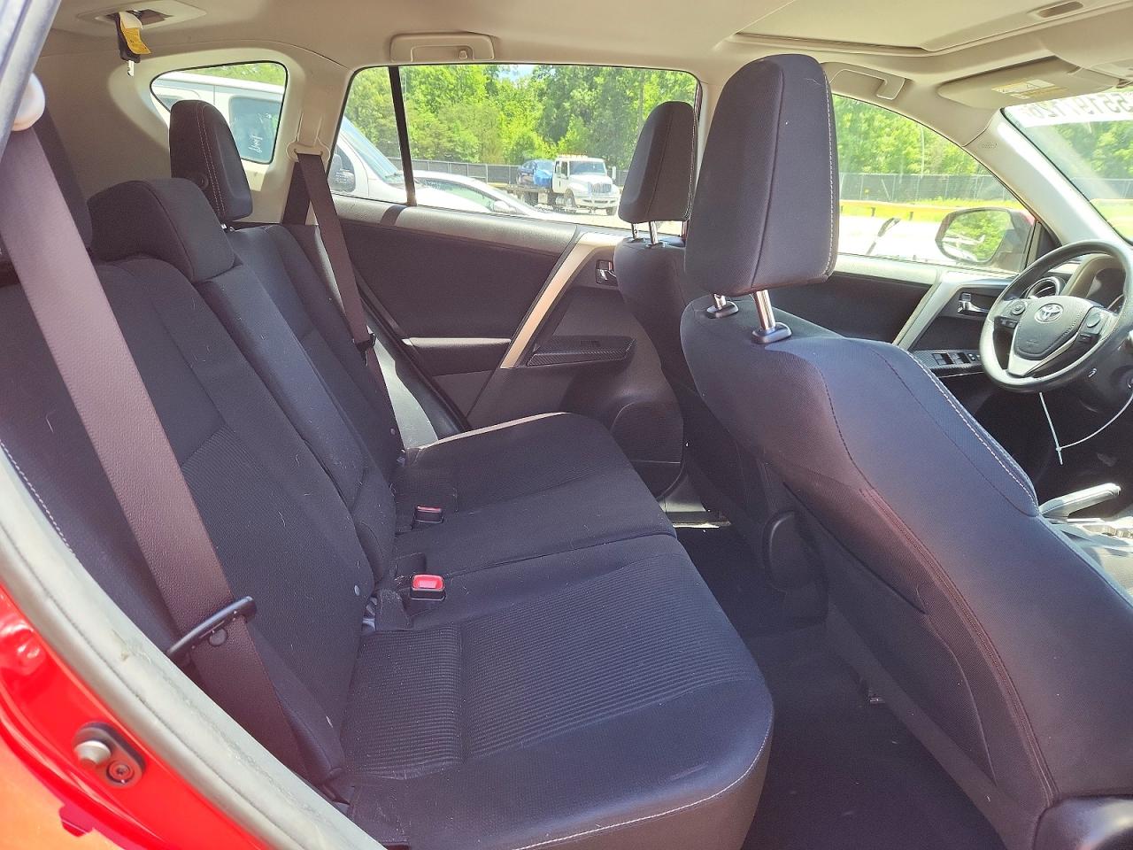2014 Toyota Rav4 Xle Red vin: JTMRFREV0ED083668
