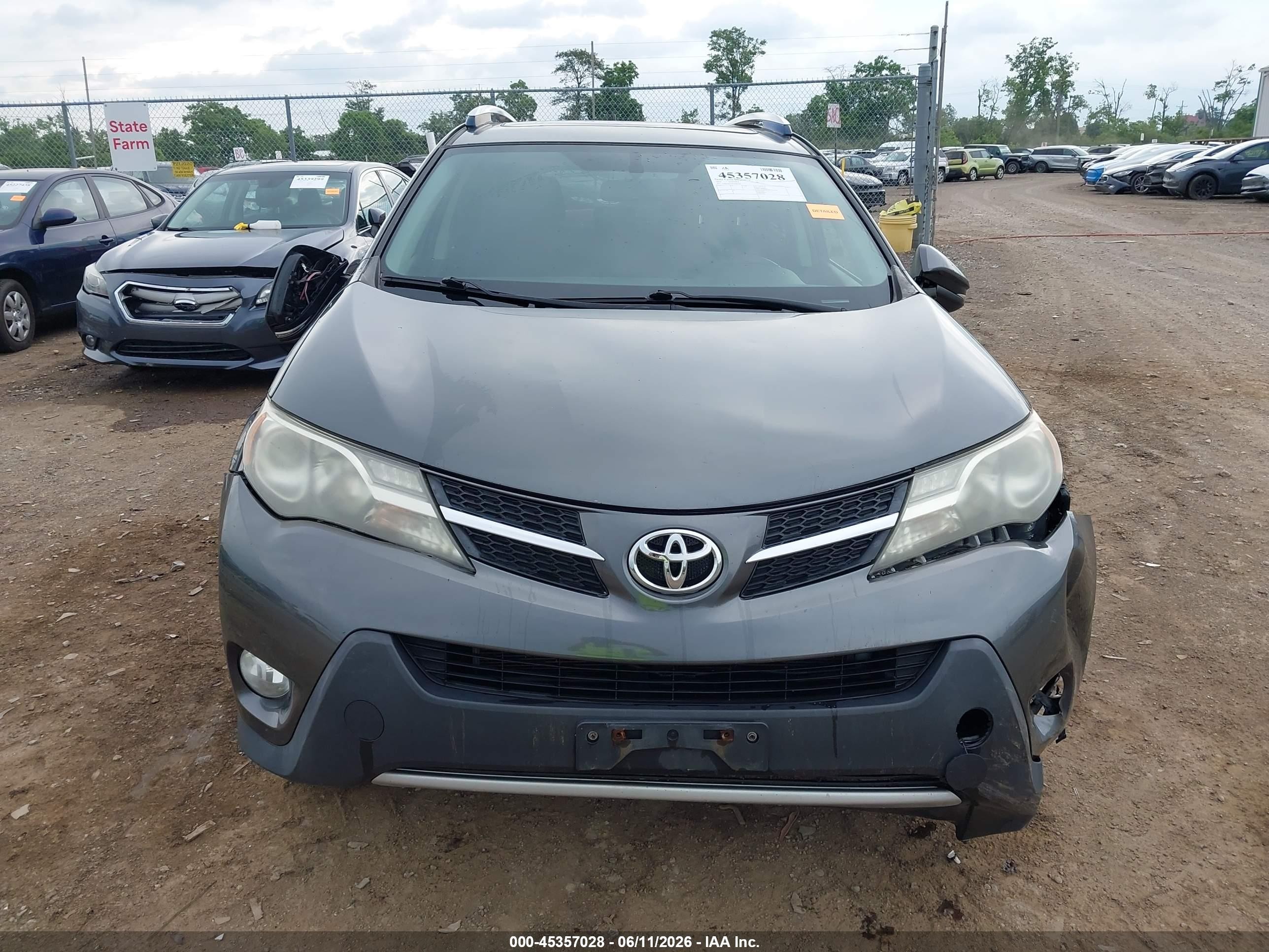 2014 Toyota Rav4 Xle Gray vin: JTMRFREV0ED084366