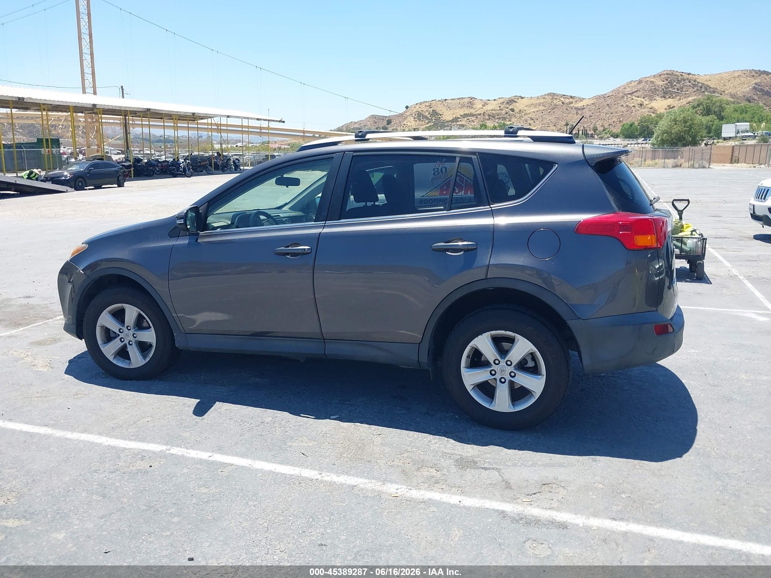 2014 Toyota Rav4 Xle Gray vin: JTMRFREV0EJ000127