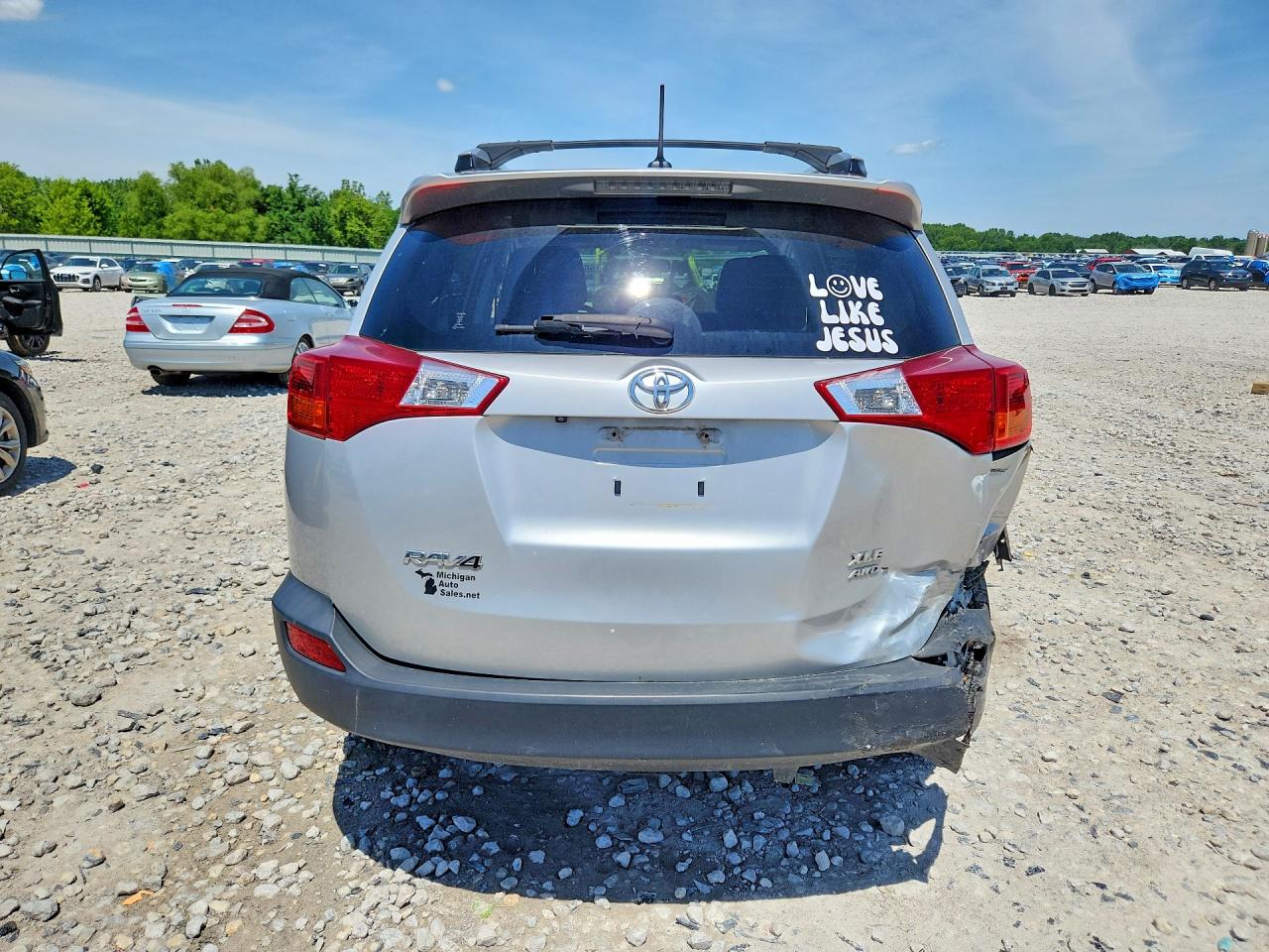 2014 Toyota Rav4 Xle Silver vin: JTMRFREV0EJ011936