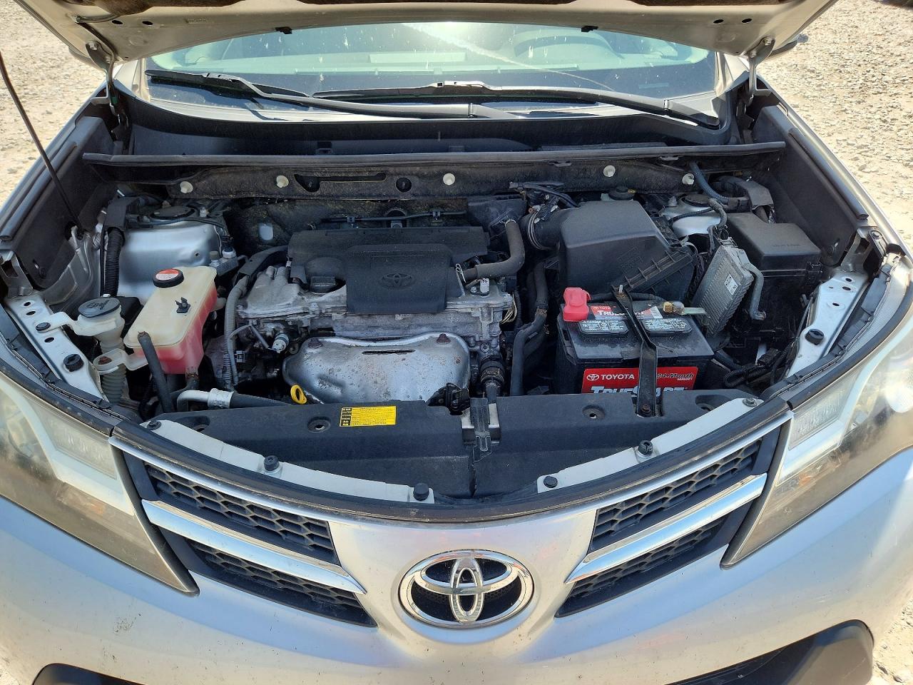 2014 Toyota Rav4 Xle Silver vin: JTMRFREV0EJ011936