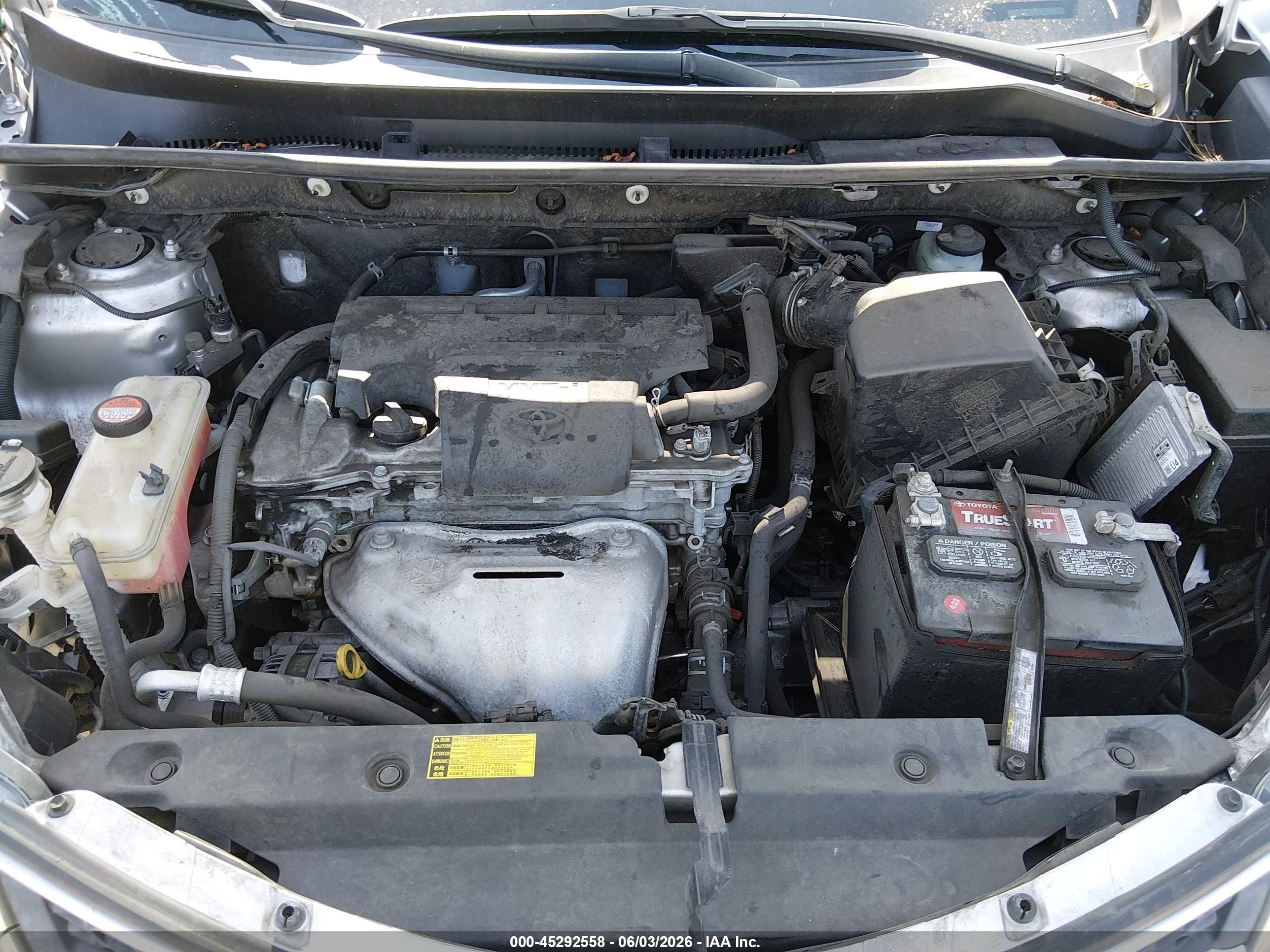 2015 Toyota Rav4 Xle Silver vin: JTMRFREV0FD132384