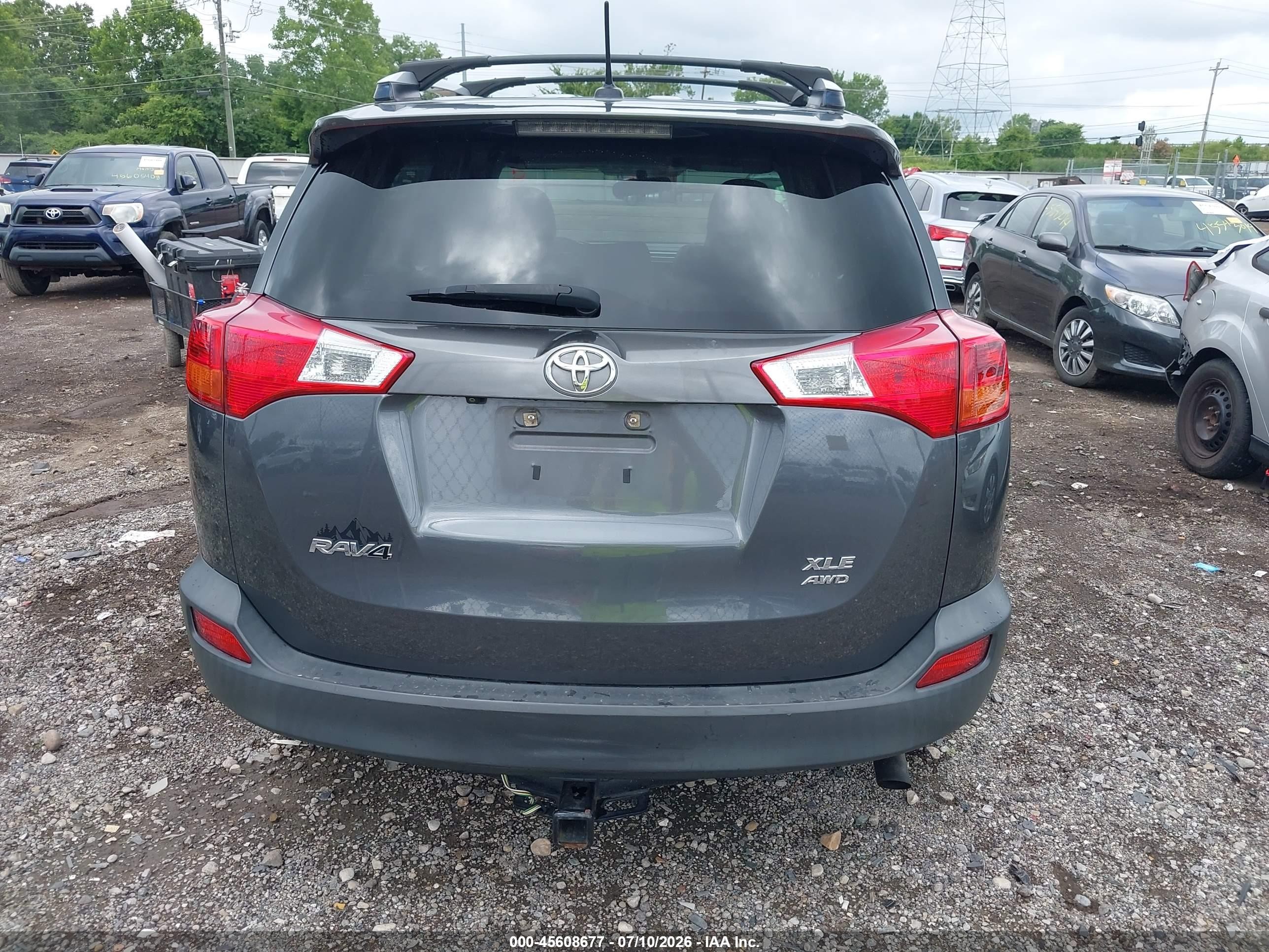 2015 Toyota Rav4 Xle Серый vin: JTMRFREV0FD137648