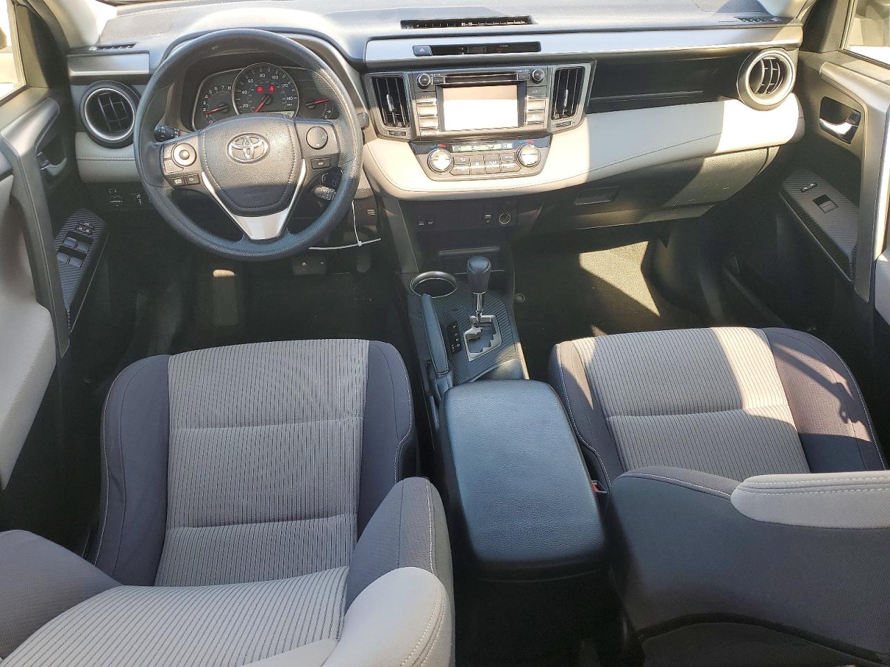2015 Toyota Rav4 Xle Silver vin: JTMRFREV0FD144163