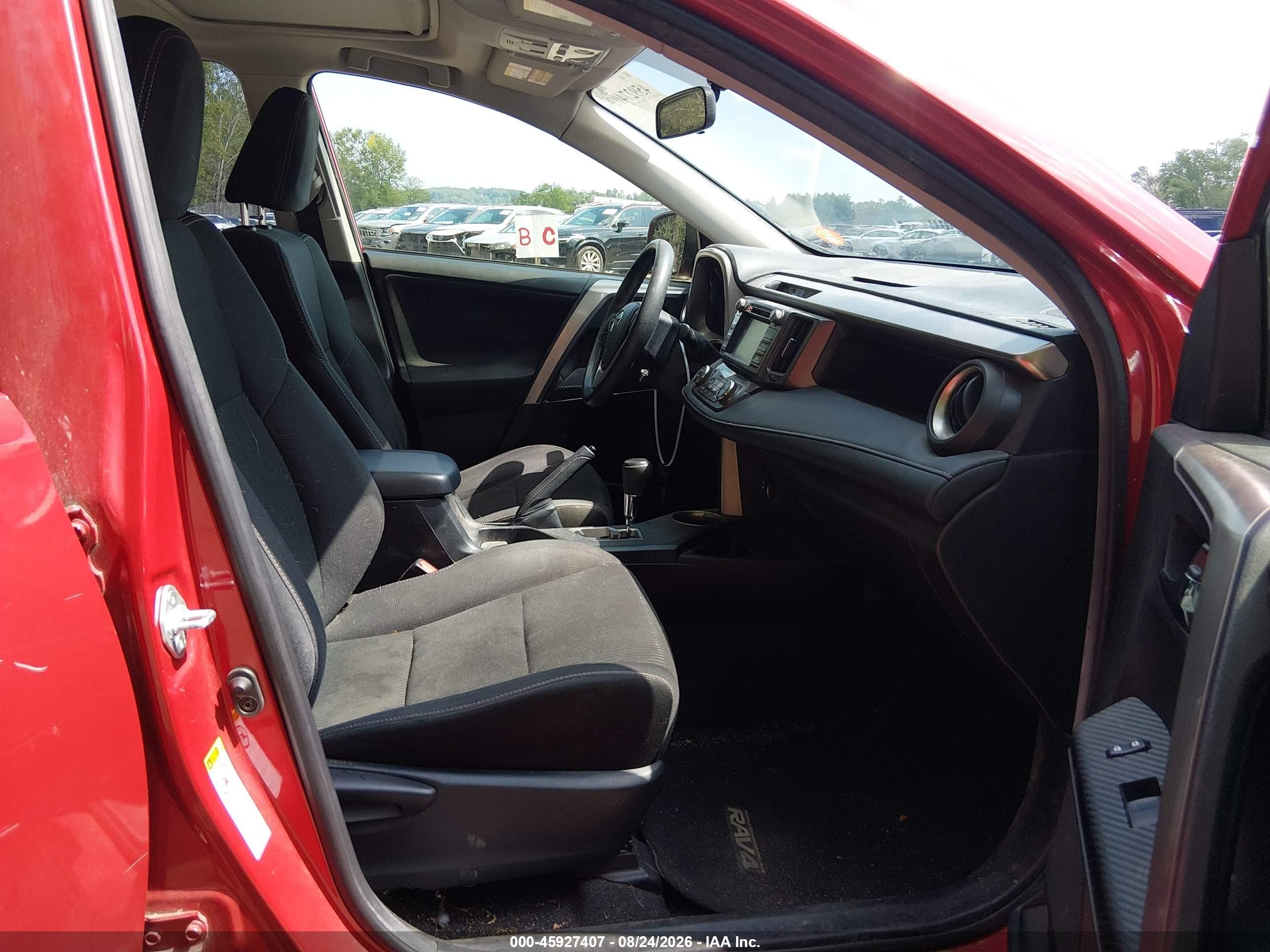 2015 Toyota Rav4 Xle Red vin: JTMRFREV0FD168902