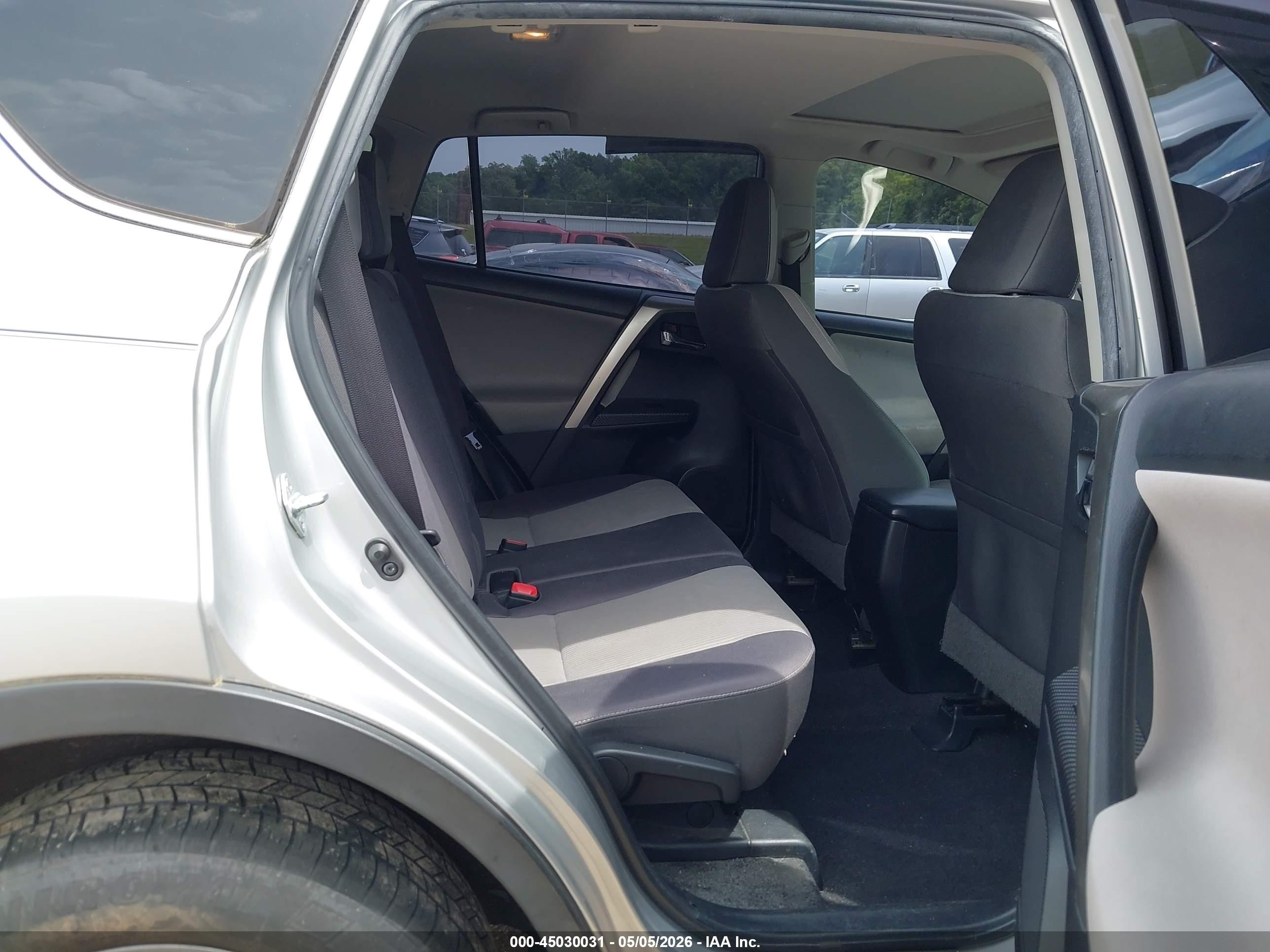2015 Toyota Rav4 Xle Gray vin: JTMRFREV0FJ015793