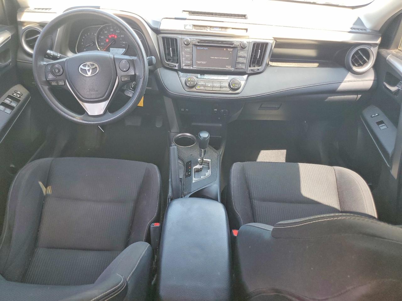 2015 Toyota Rav4 Xle White vin: JTMRFREV0FJ030777