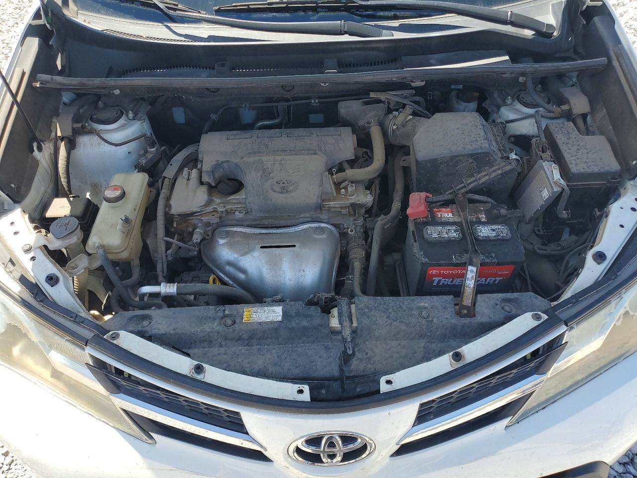 2015 Toyota Rav4 Xle White vin: JTMRFREV0FJ030777