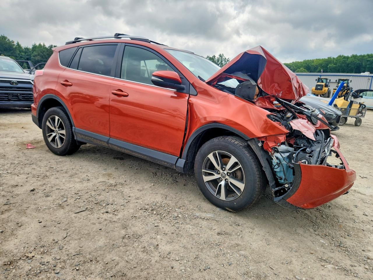 2016 Toyota Rav4 Xle Orange vin: JTMRFREV0GJ066518