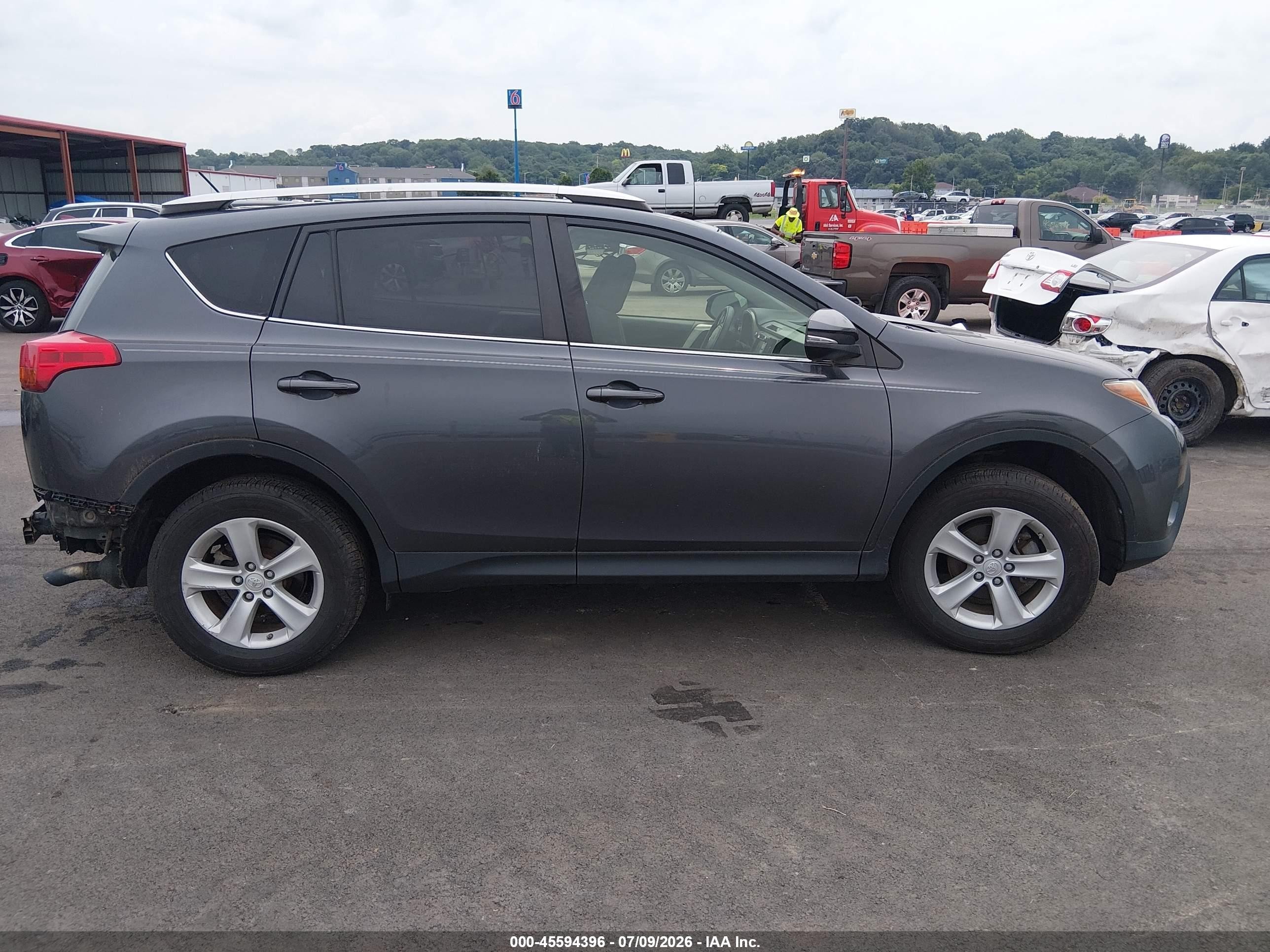 2013 Toyota Rav4 Xle vin: JTMRFREV1DD016544