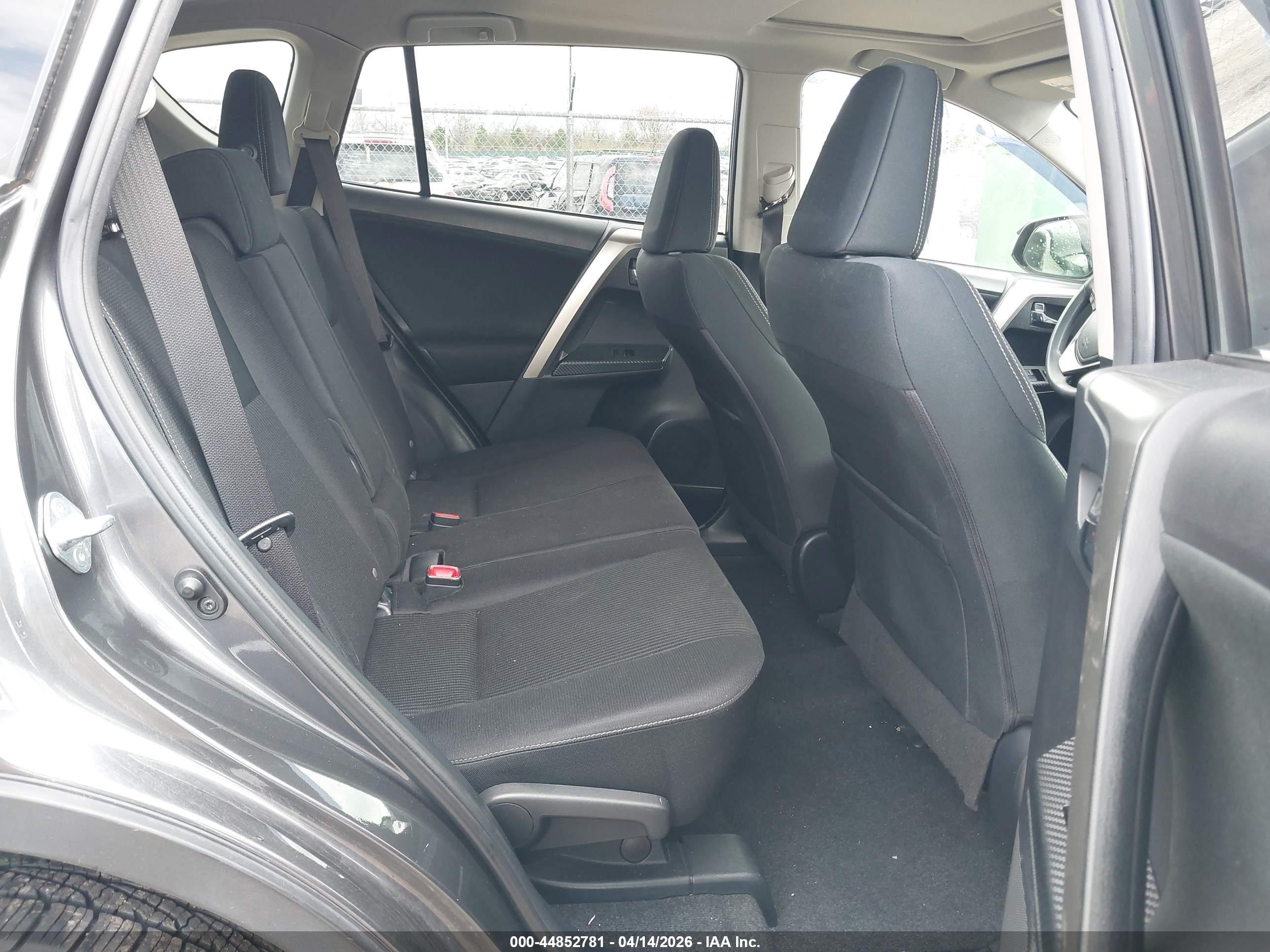 2014 Toyota Rav4 Xle Серый vin: JTMRFREV1ED065759