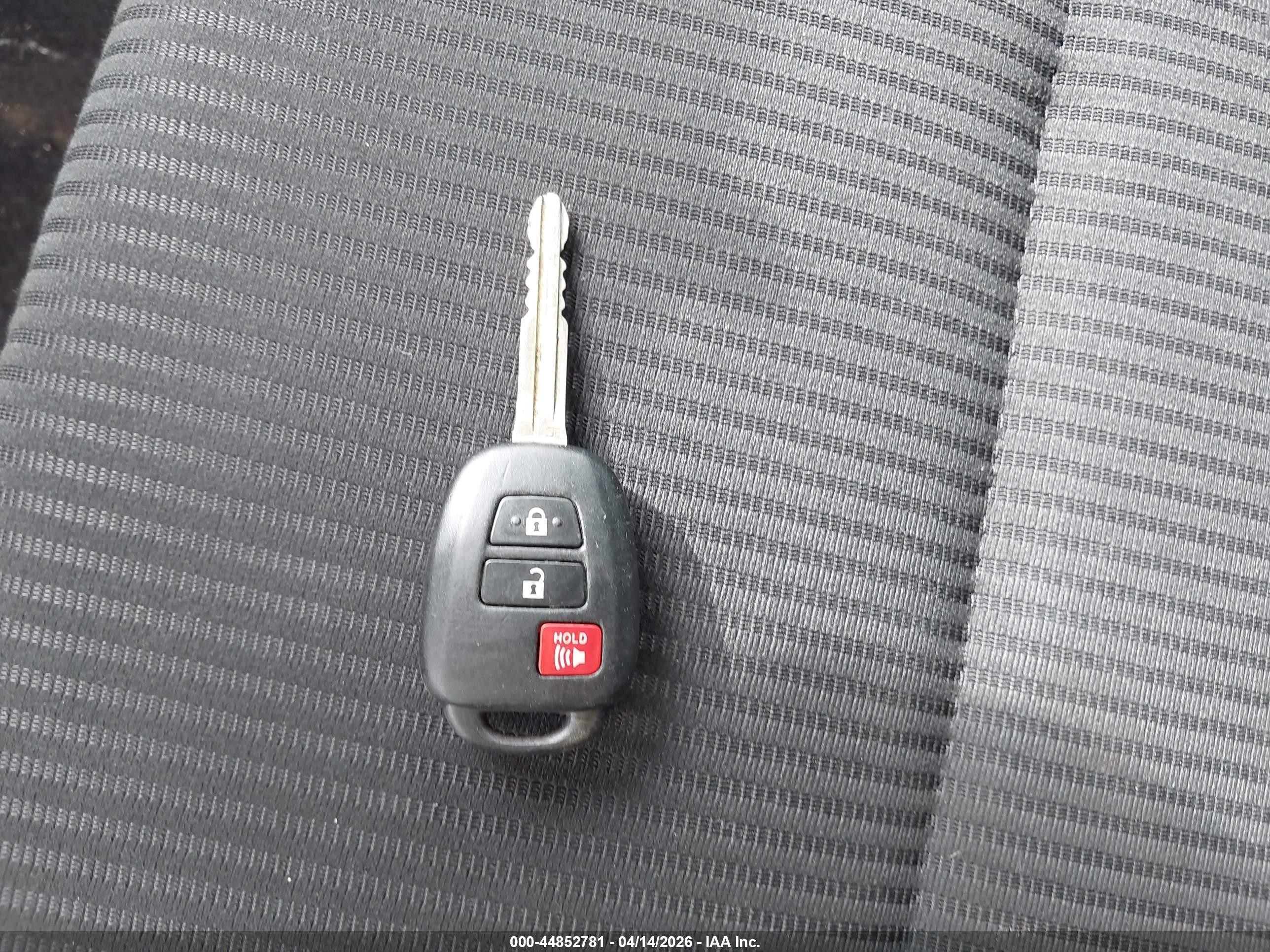 2014 Toyota Rav4 Xle Серый vin: JTMRFREV1ED065759