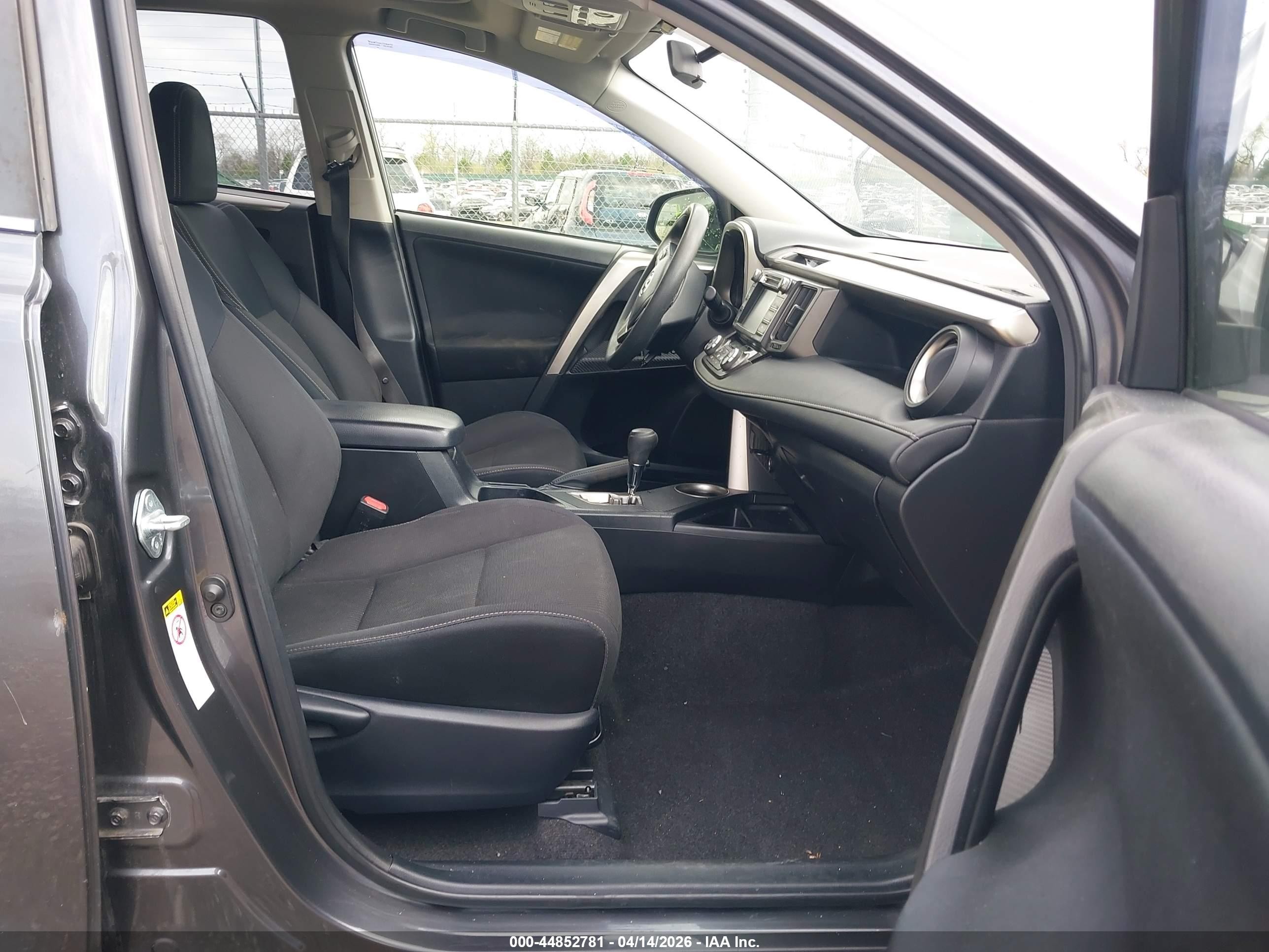2014 Toyota Rav4 Xle Серый vin: JTMRFREV1ED065759