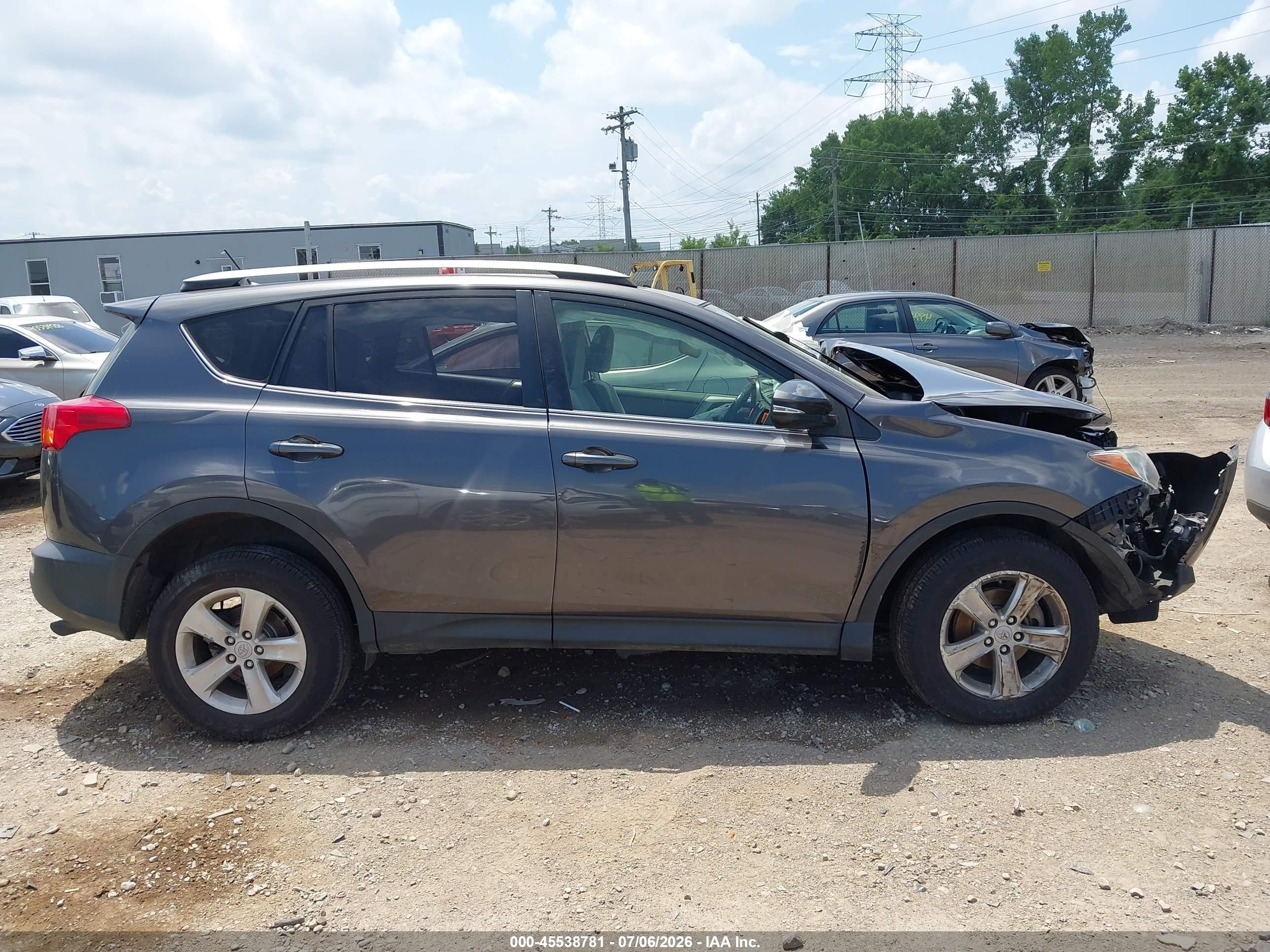 2014 Toyota Rav4 Xle Gray vin: JTMRFREV1EJ008902