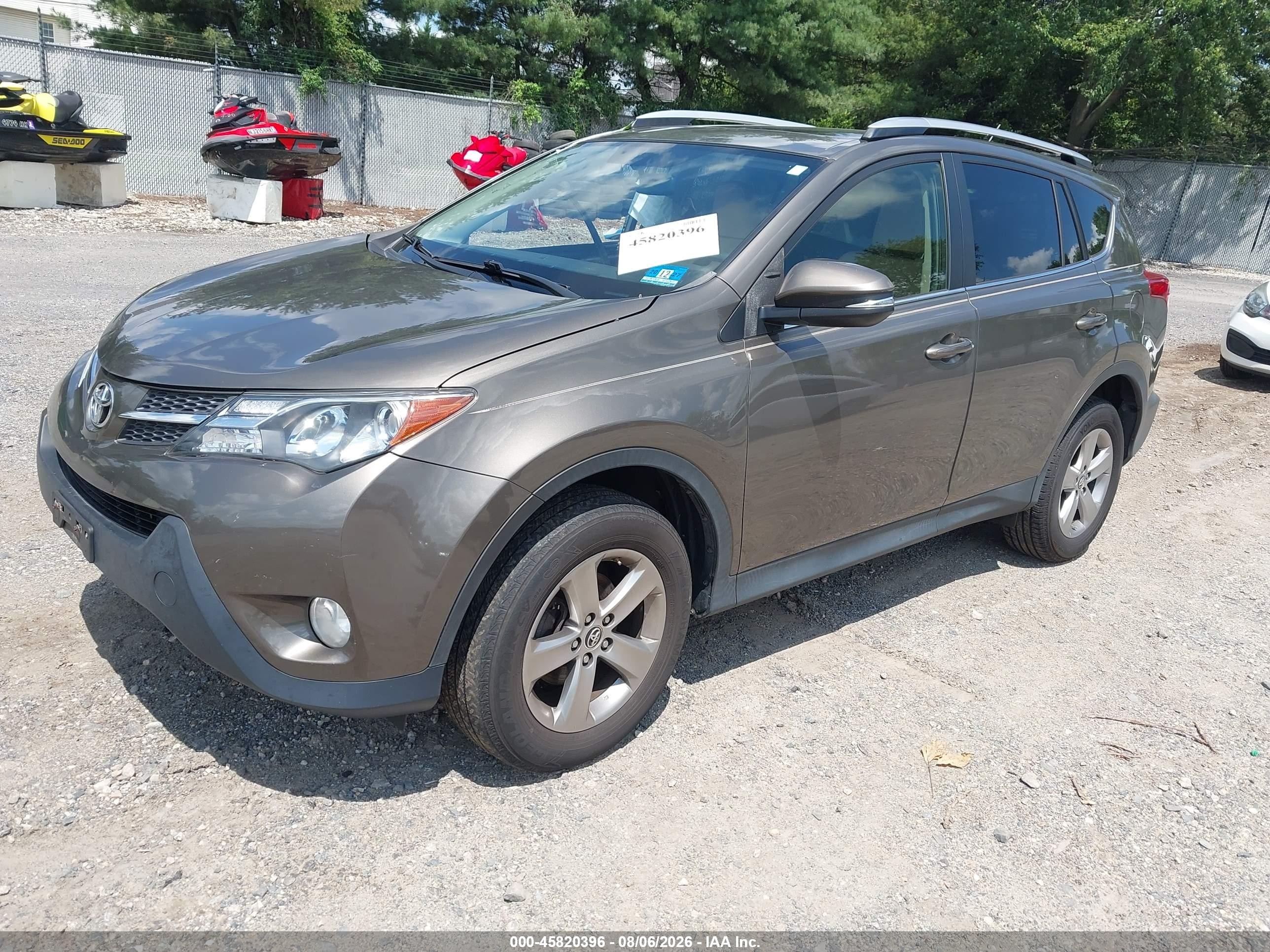 2015 Toyota Rav4 Xle Gray vin: JTMRFREV1FD102052