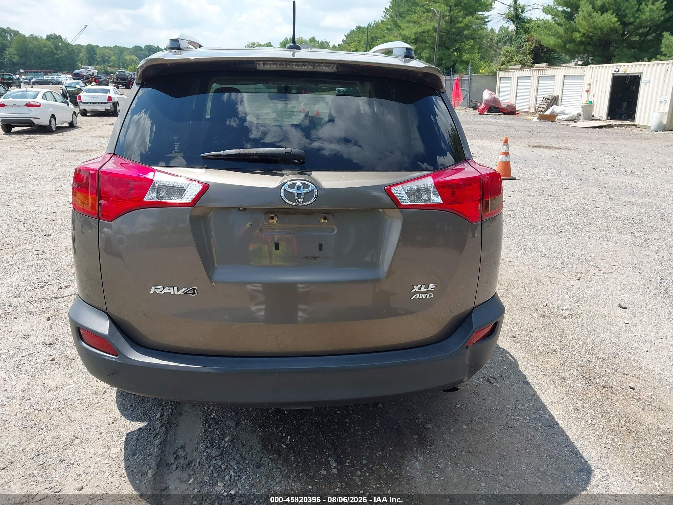 2015 Toyota Rav4 Xle Gray vin: JTMRFREV1FD102052