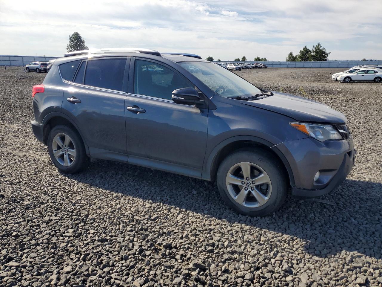 2015 Toyota Rav4 Xle Gray vin: JTMRFREV1FD126996